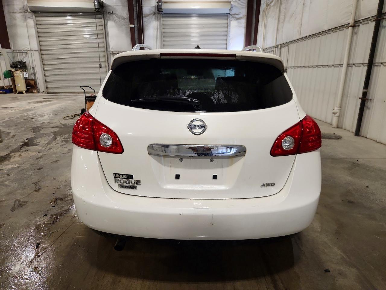 2015 Nissan Rogue Select S White vin: JN8AS5MVXFW257260