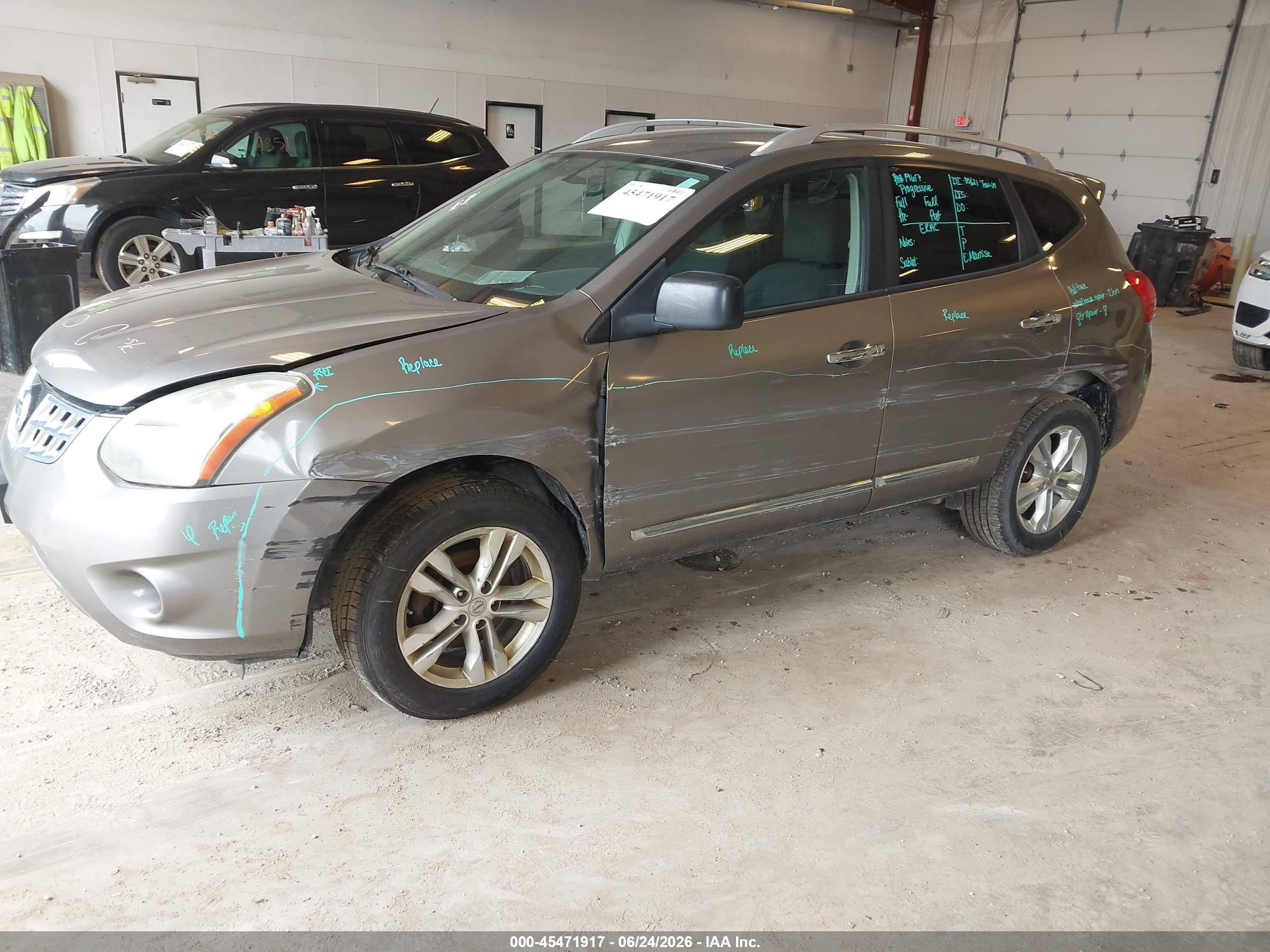 2015 Nissan Rogue Select S Gray vin: JN8AS5MVXFW262247