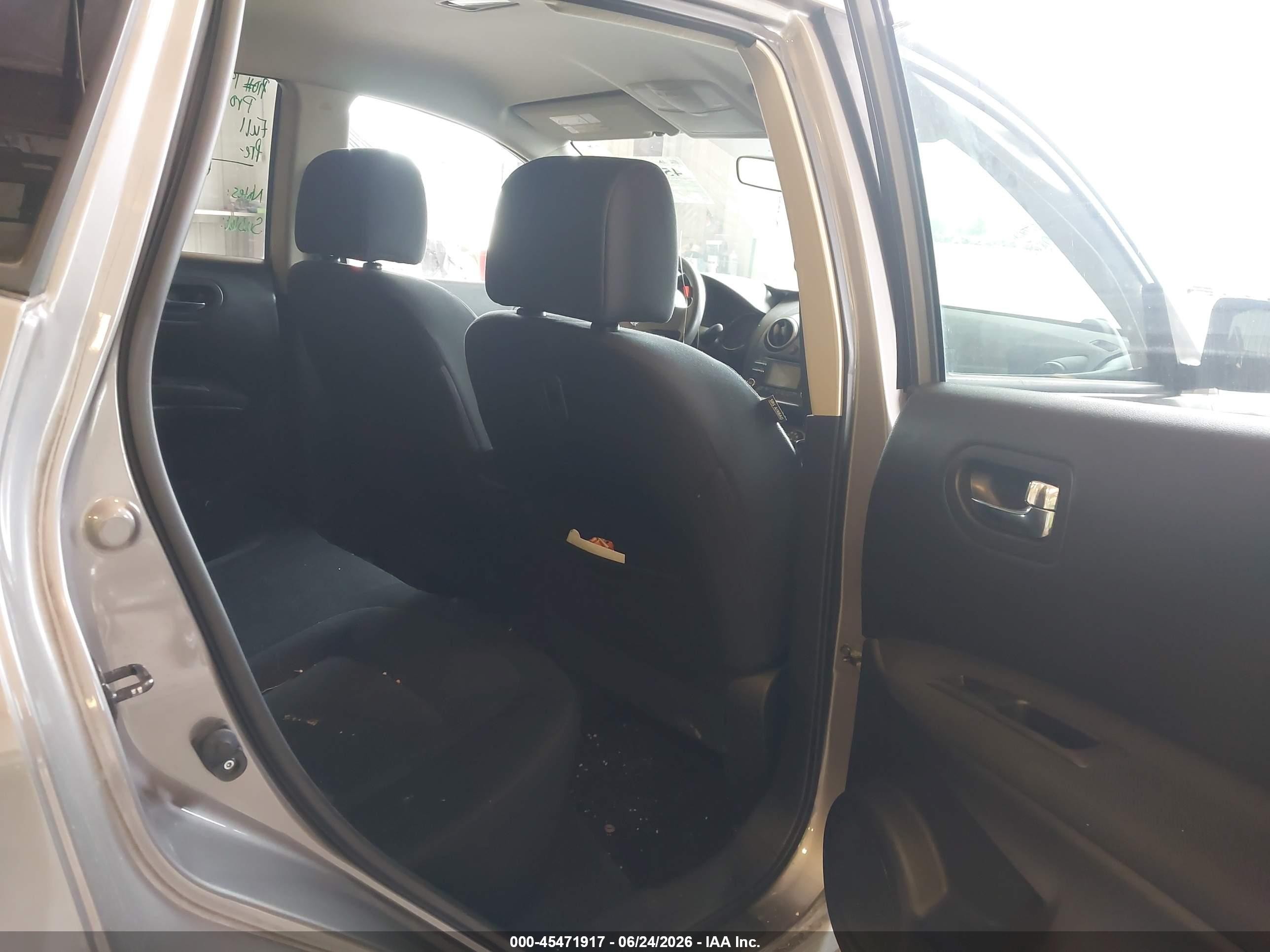2015 Nissan Rogue Select S Gray vin: JN8AS5MVXFW262247