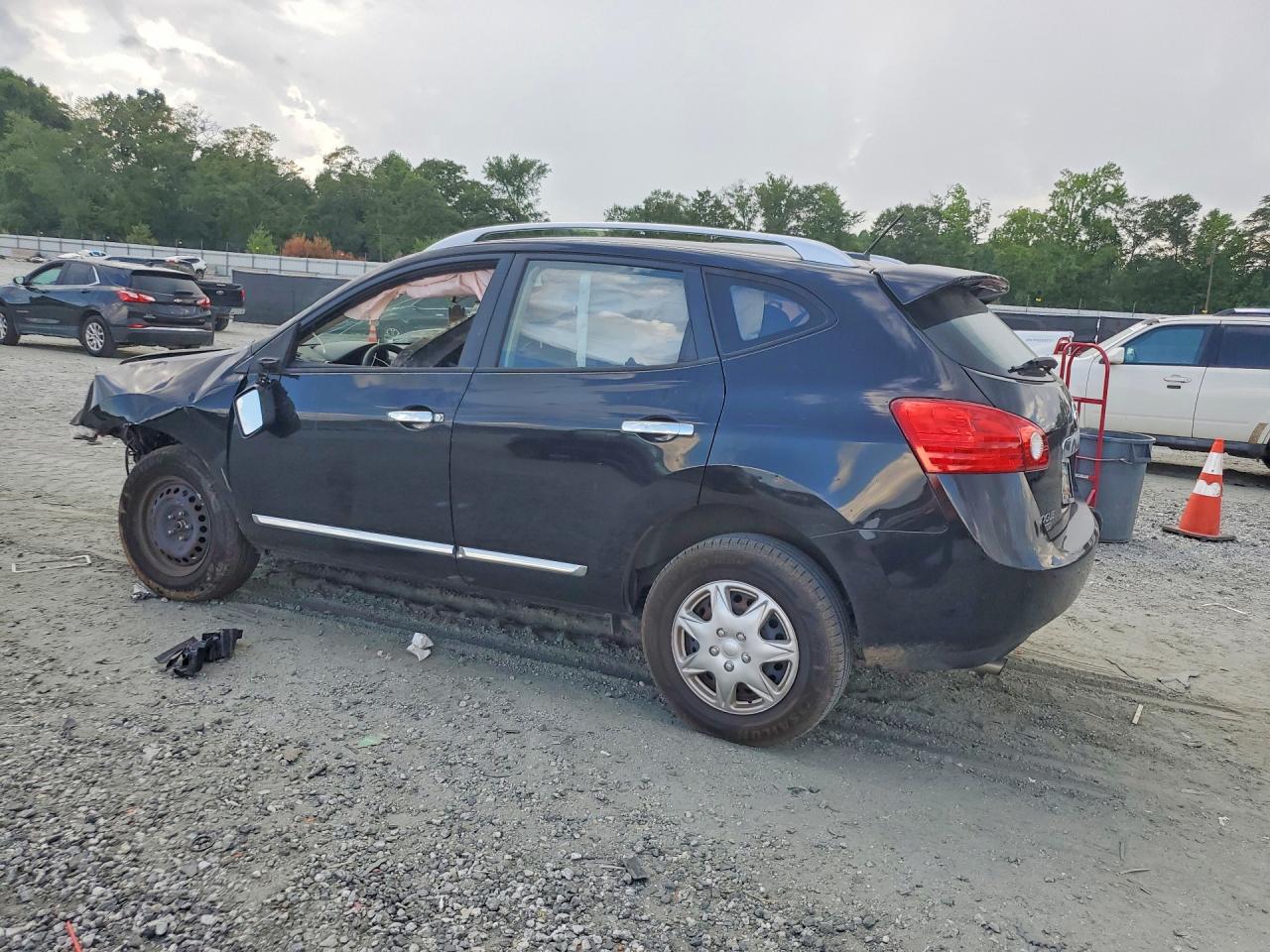 2015 Nissan Rogue Select S Black vin: JN8AS5MVXFW764885