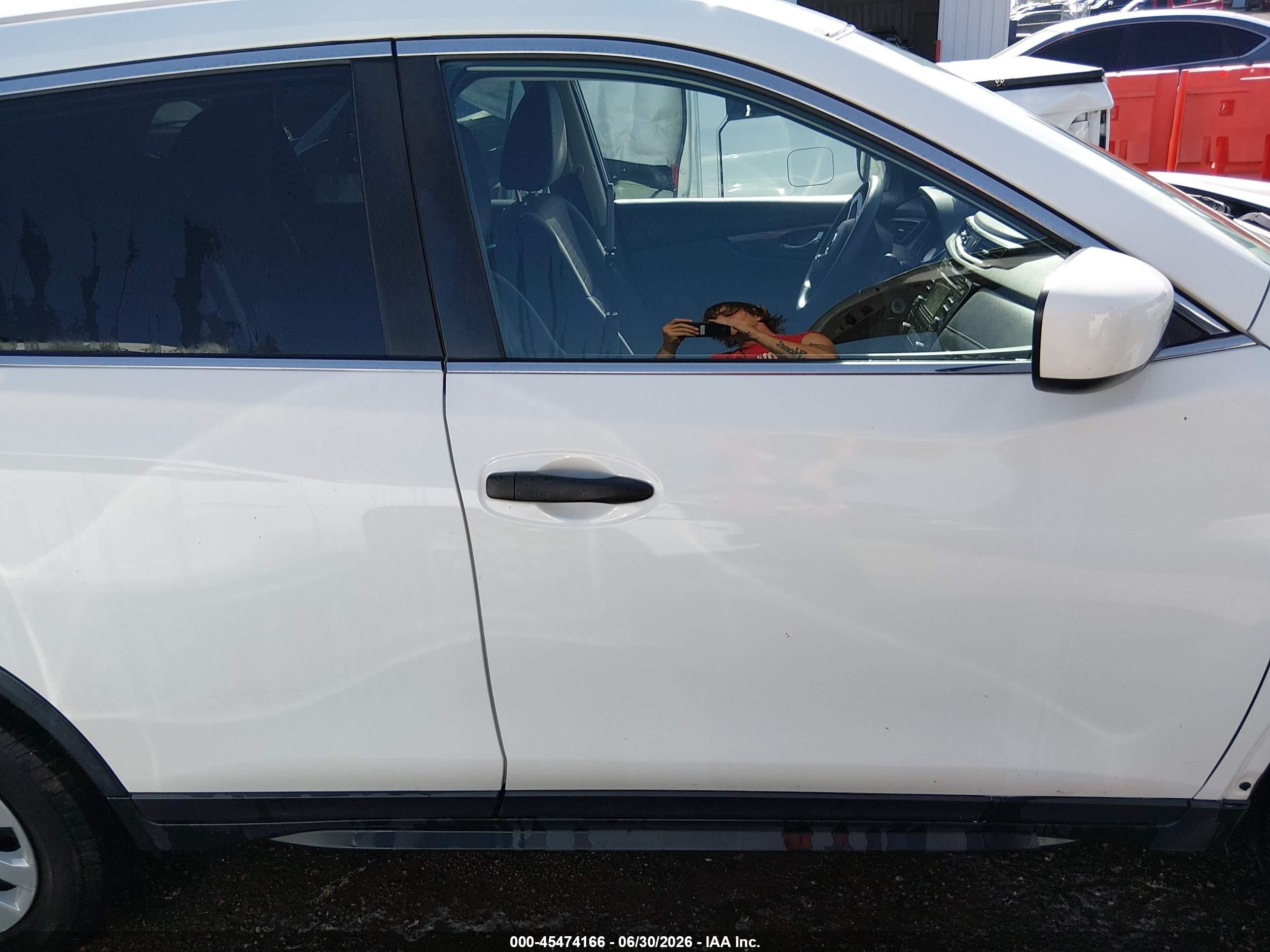 2017 Nissan Rogue S White vin: JN8AT2MT0HW149436