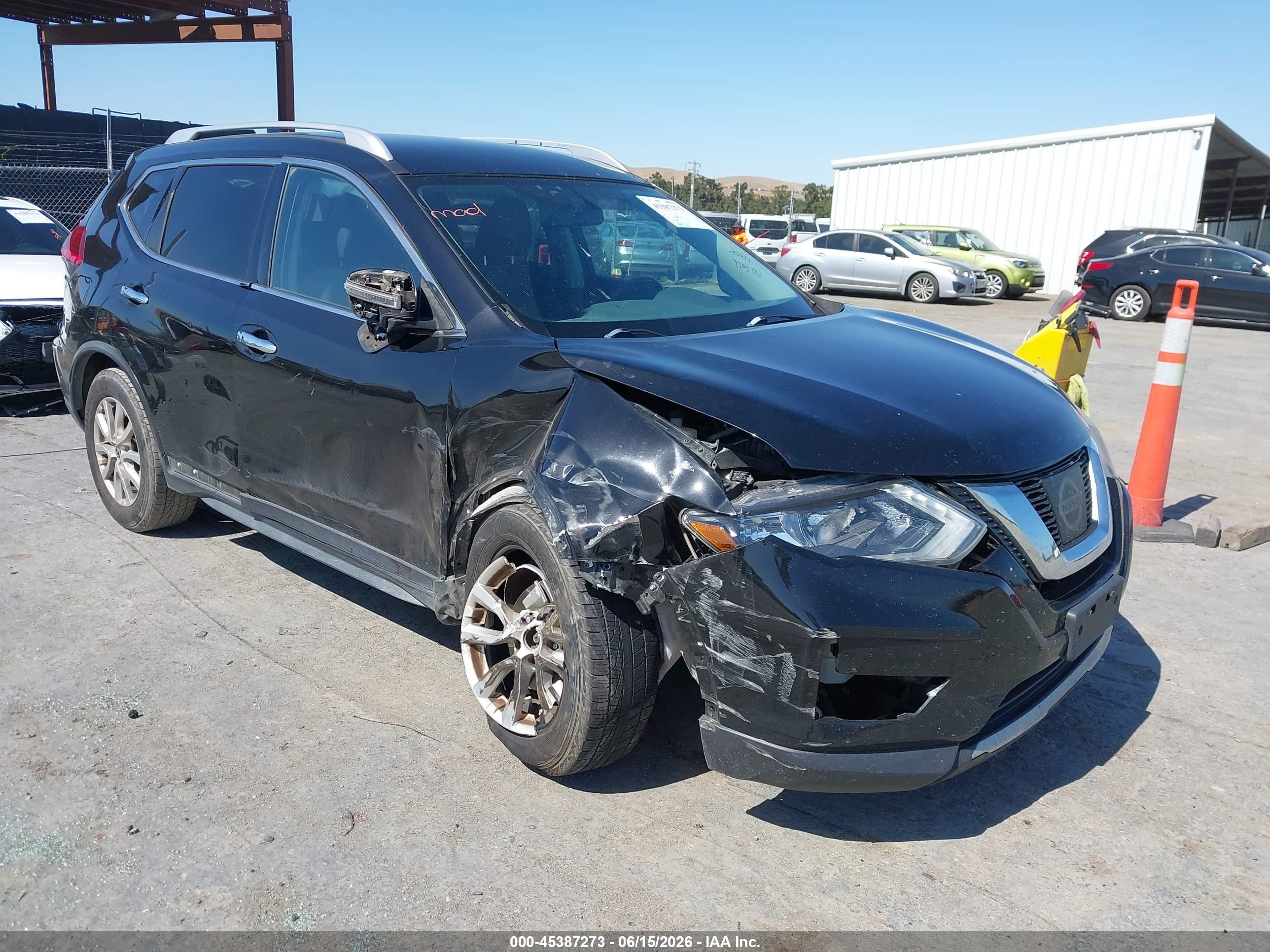 2017 Nissan Rogue Sv Черный vin: JN8AT2MT0HW153101