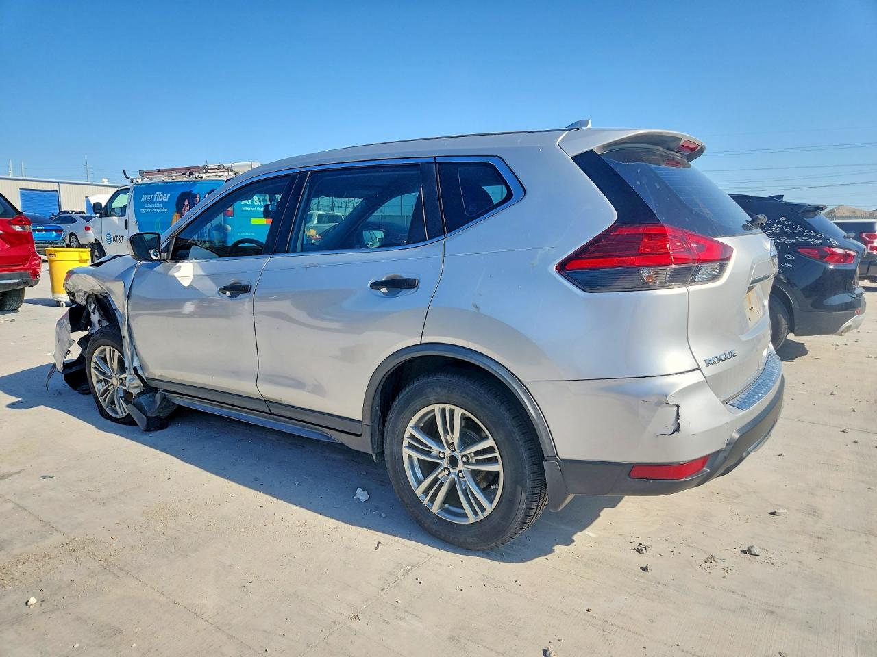 2017 Nissan Rogue S Silver vin: JN8AT2MT0HW386461