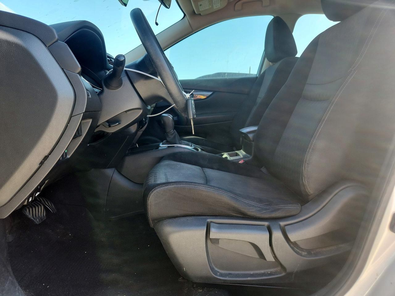 2017 Nissan Rogue S Silver vin: JN8AT2MT0HW386461