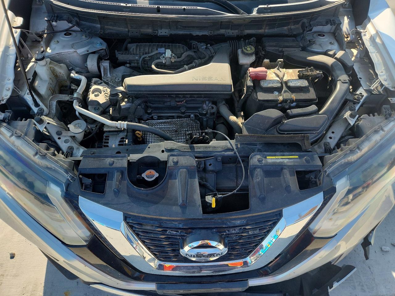 2017 Nissan Rogue S Silver vin: JN8AT2MT0HW386461