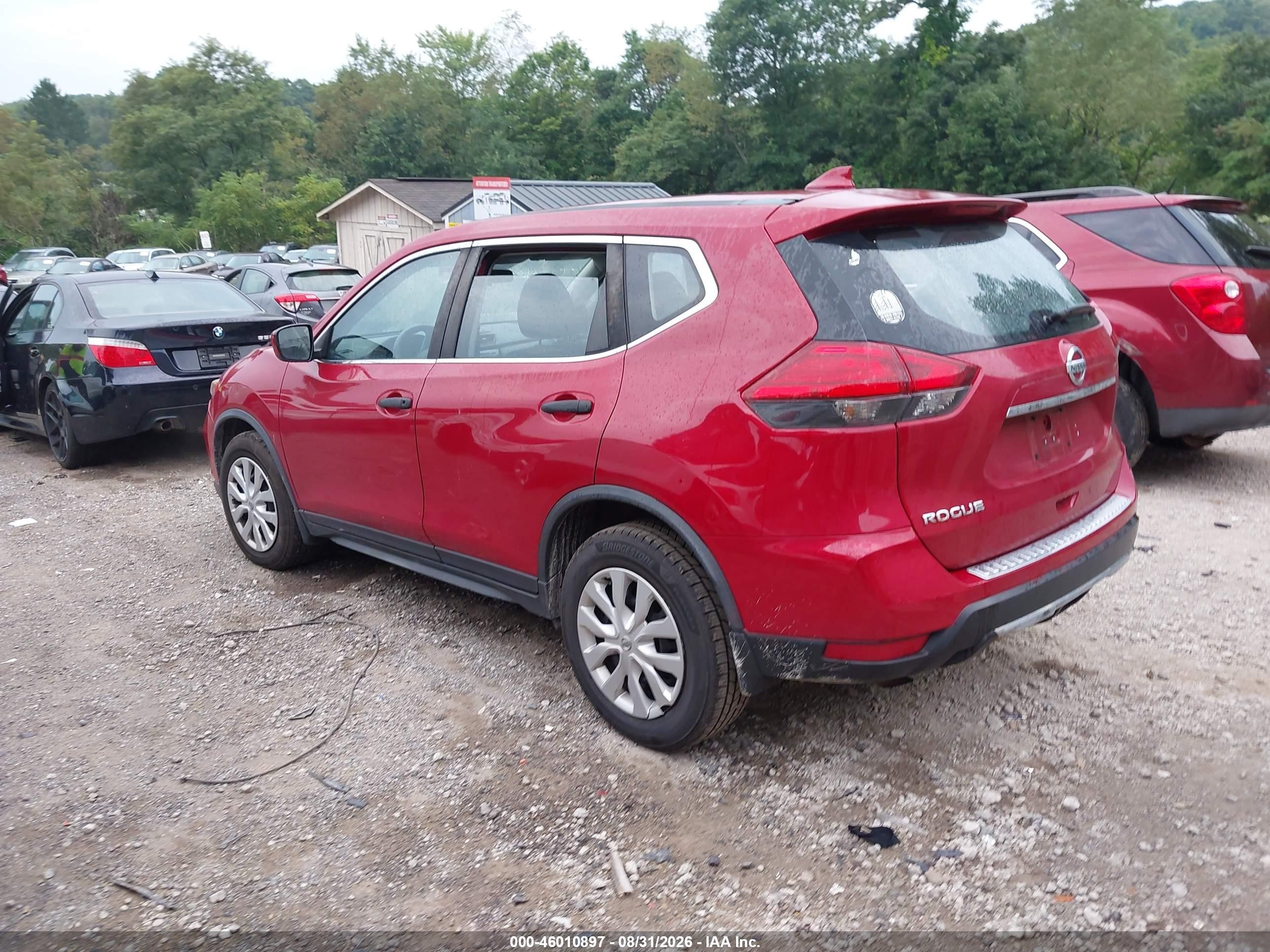 2017 Nissan Rogue S Red vin: JN8AT2MT0HW394995