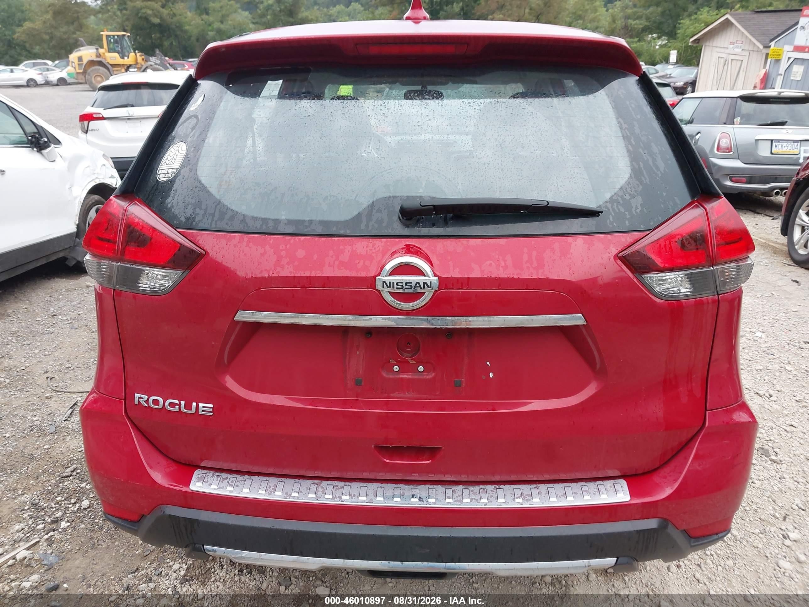 2017 Nissan Rogue S Red vin: JN8AT2MT0HW394995