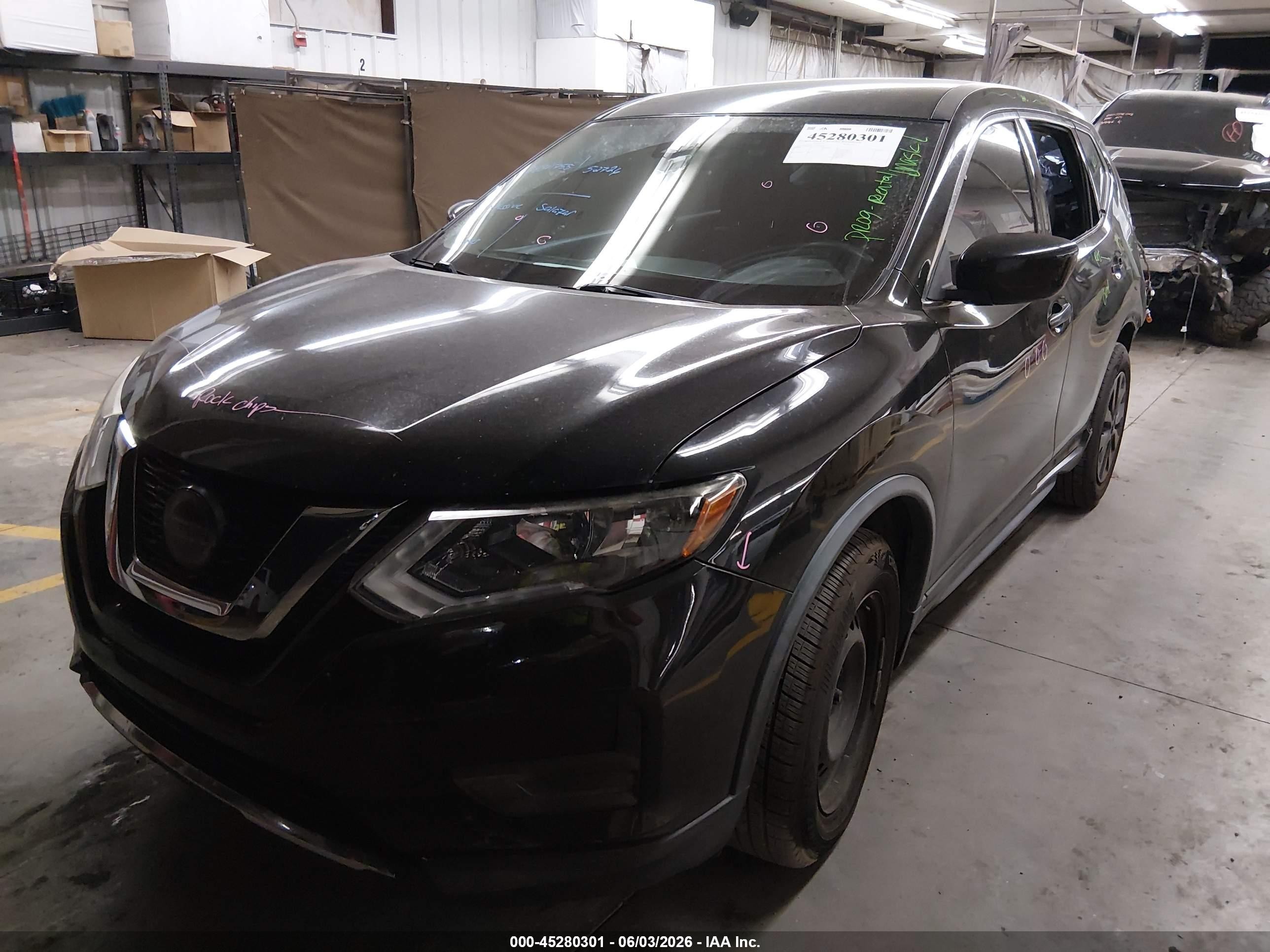 2020 Nissan Rogue S Fwd Black vin: JN8AT2MT0LW040385