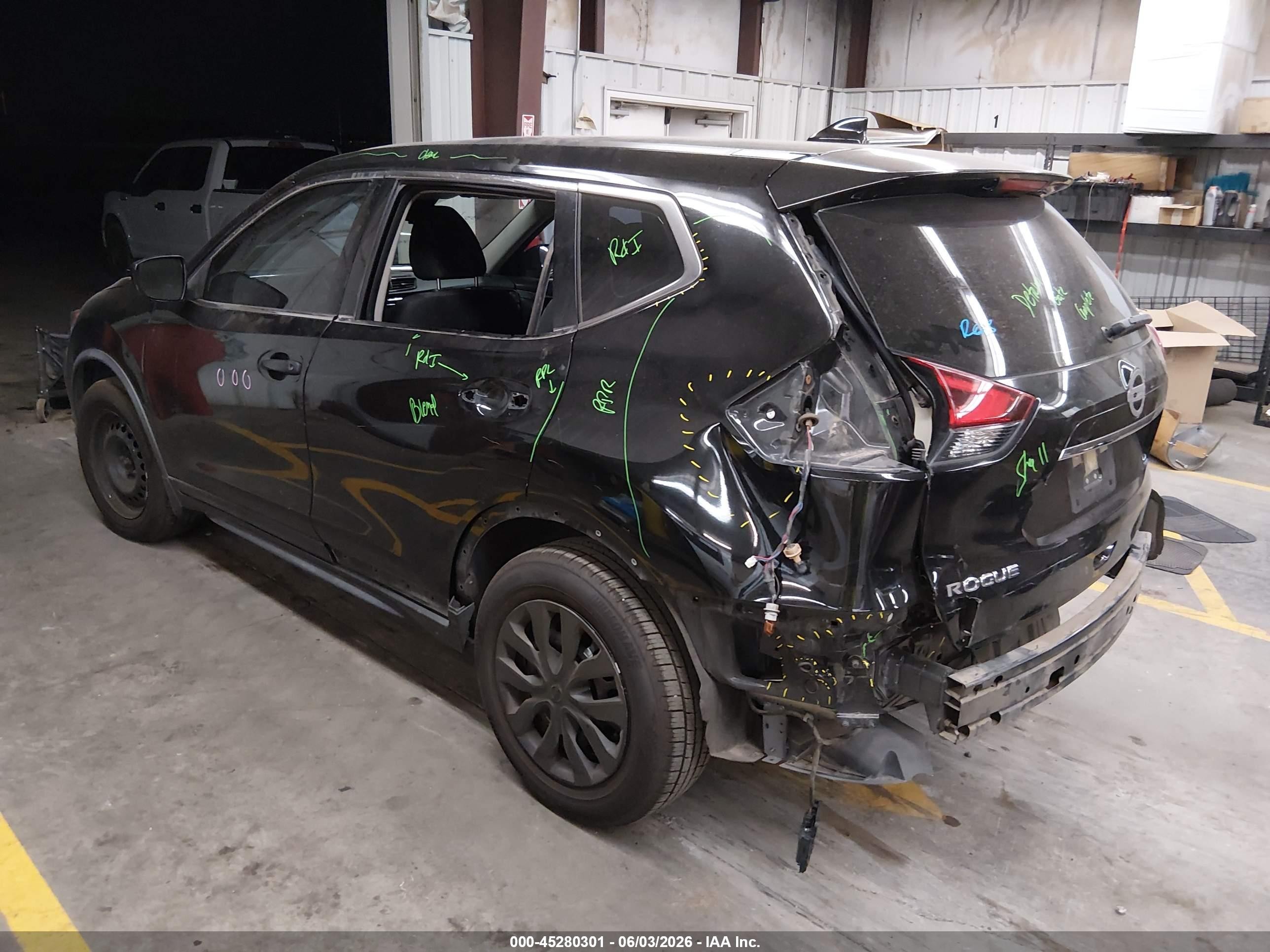 2020 Nissan Rogue S Fwd Black vin: JN8AT2MT0LW040385