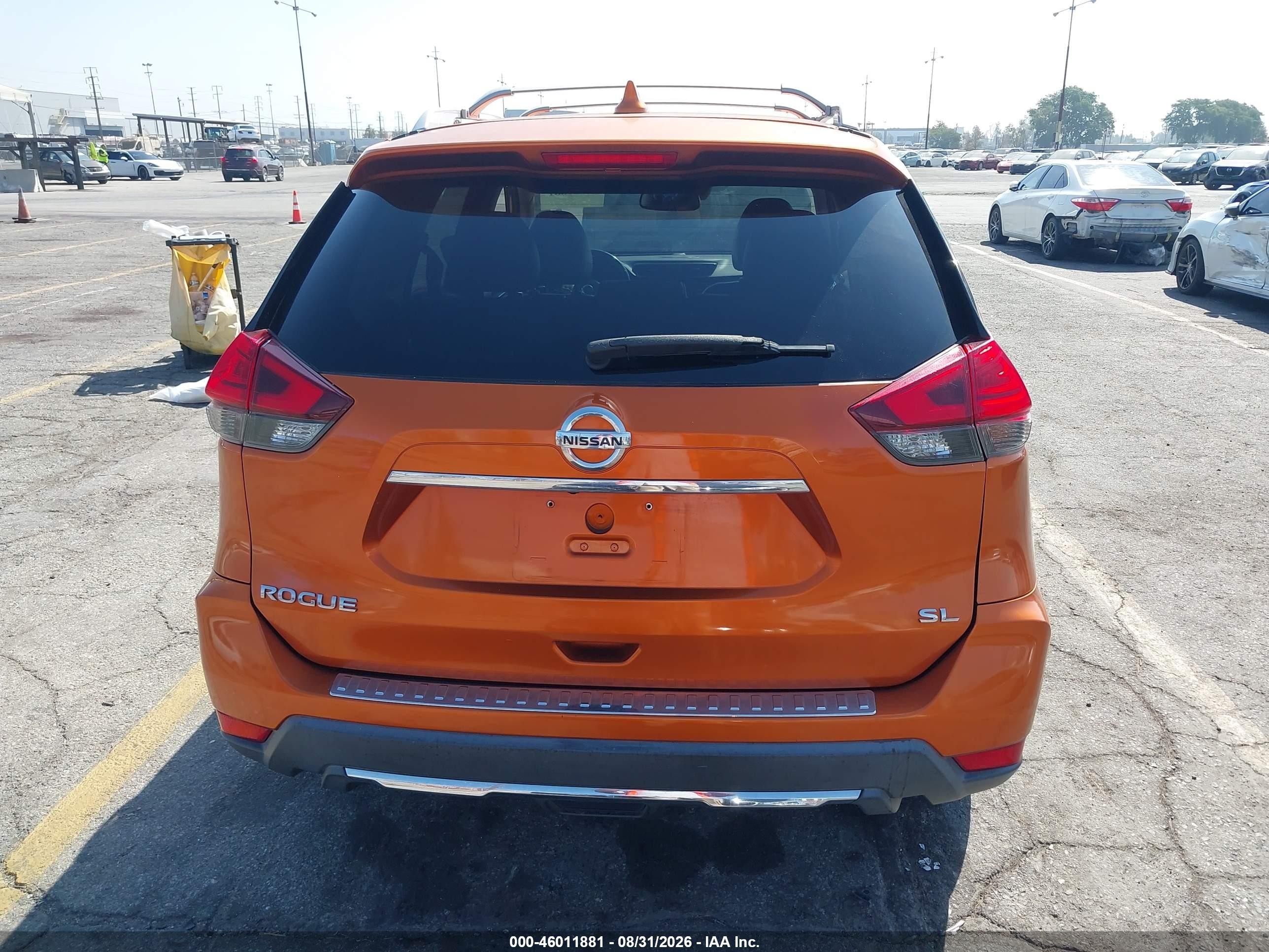 2017 Nissan Rogue Sl Orange vin: JN8AT2MT1HW149722