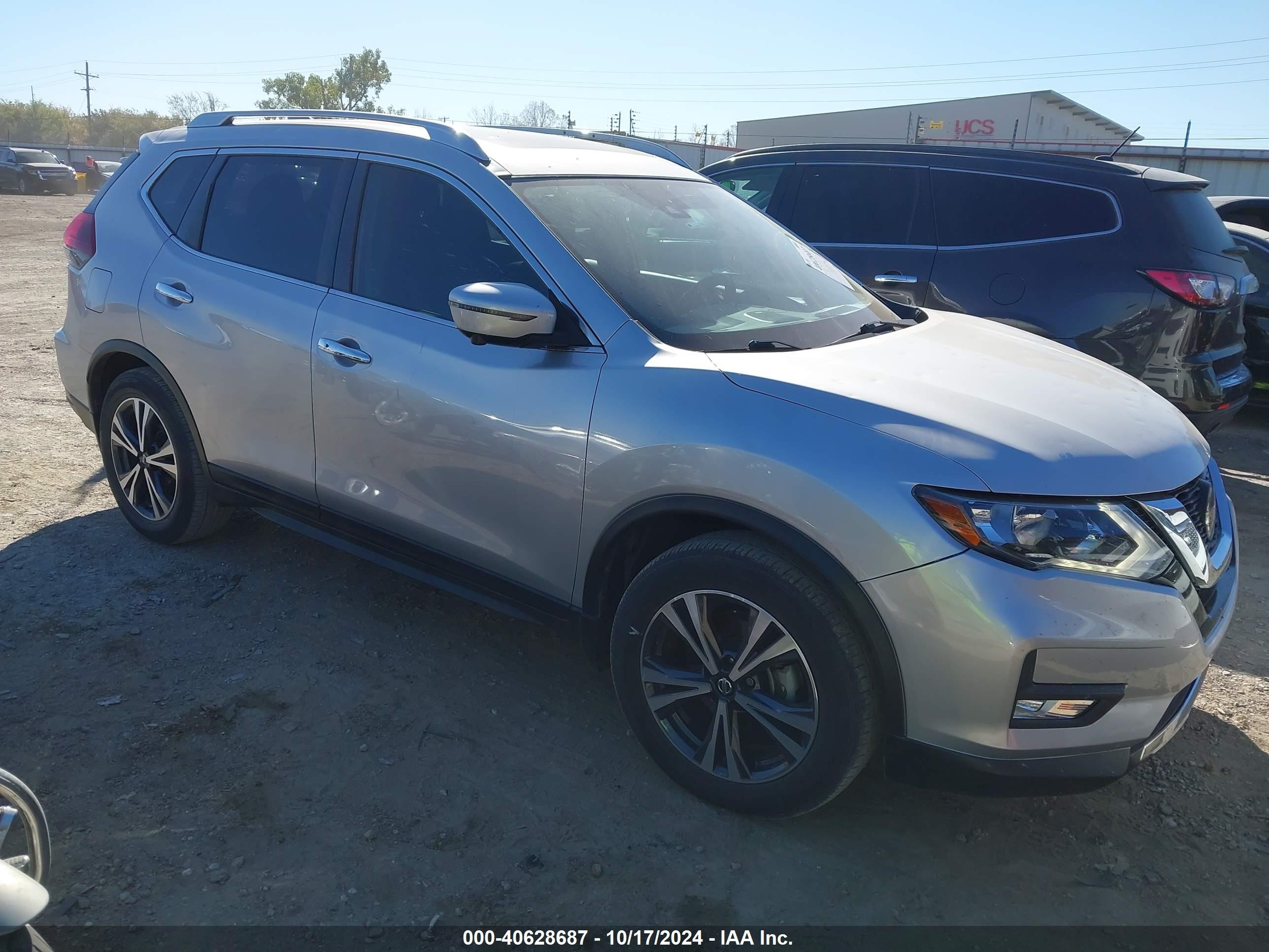 2020 Nissan Rogue Sv Fwd Silver vin: JN8AT2MT1LW001093