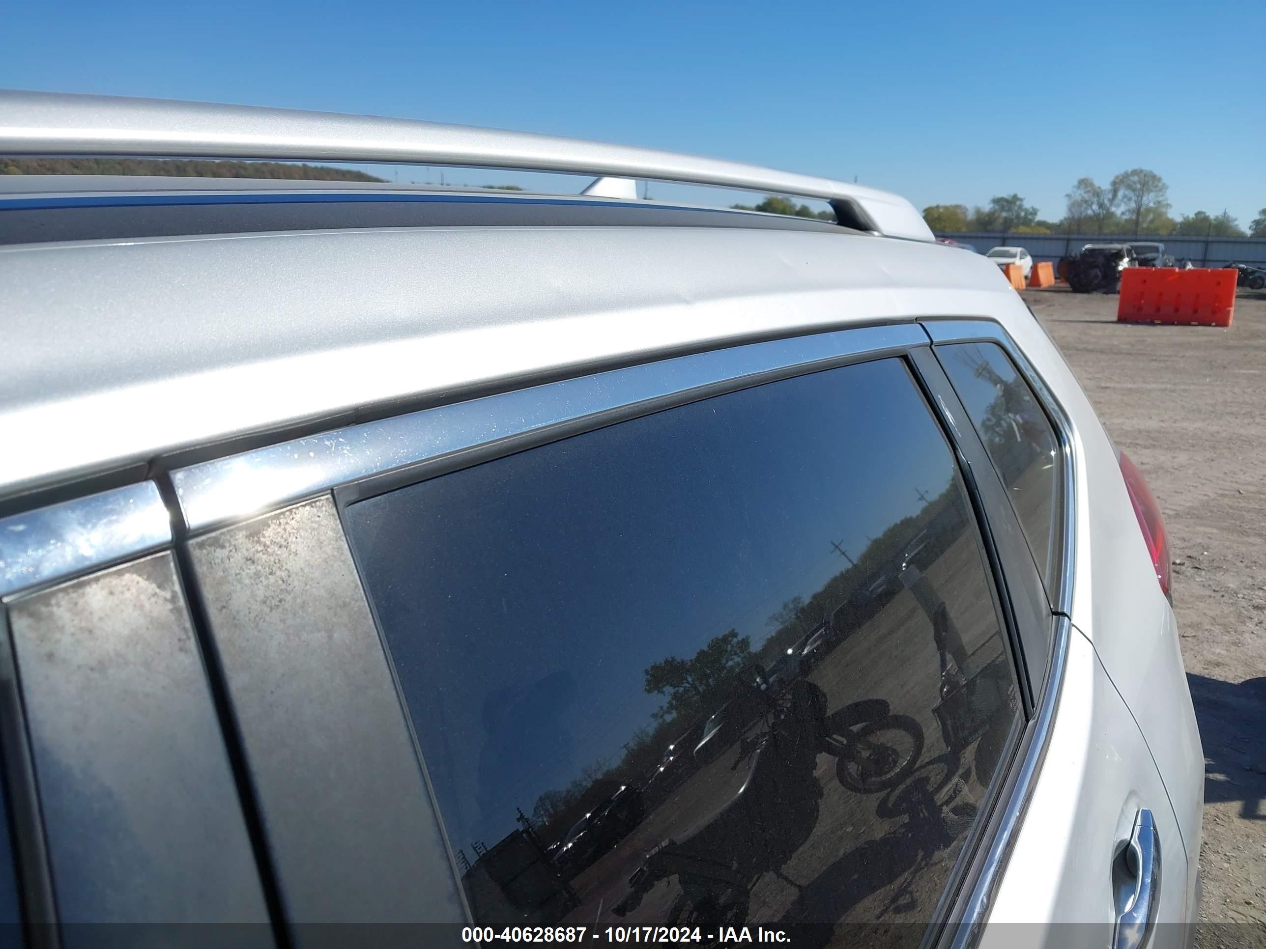2020 Nissan Rogue Sv Fwd Silver vin: JN8AT2MT1LW001093