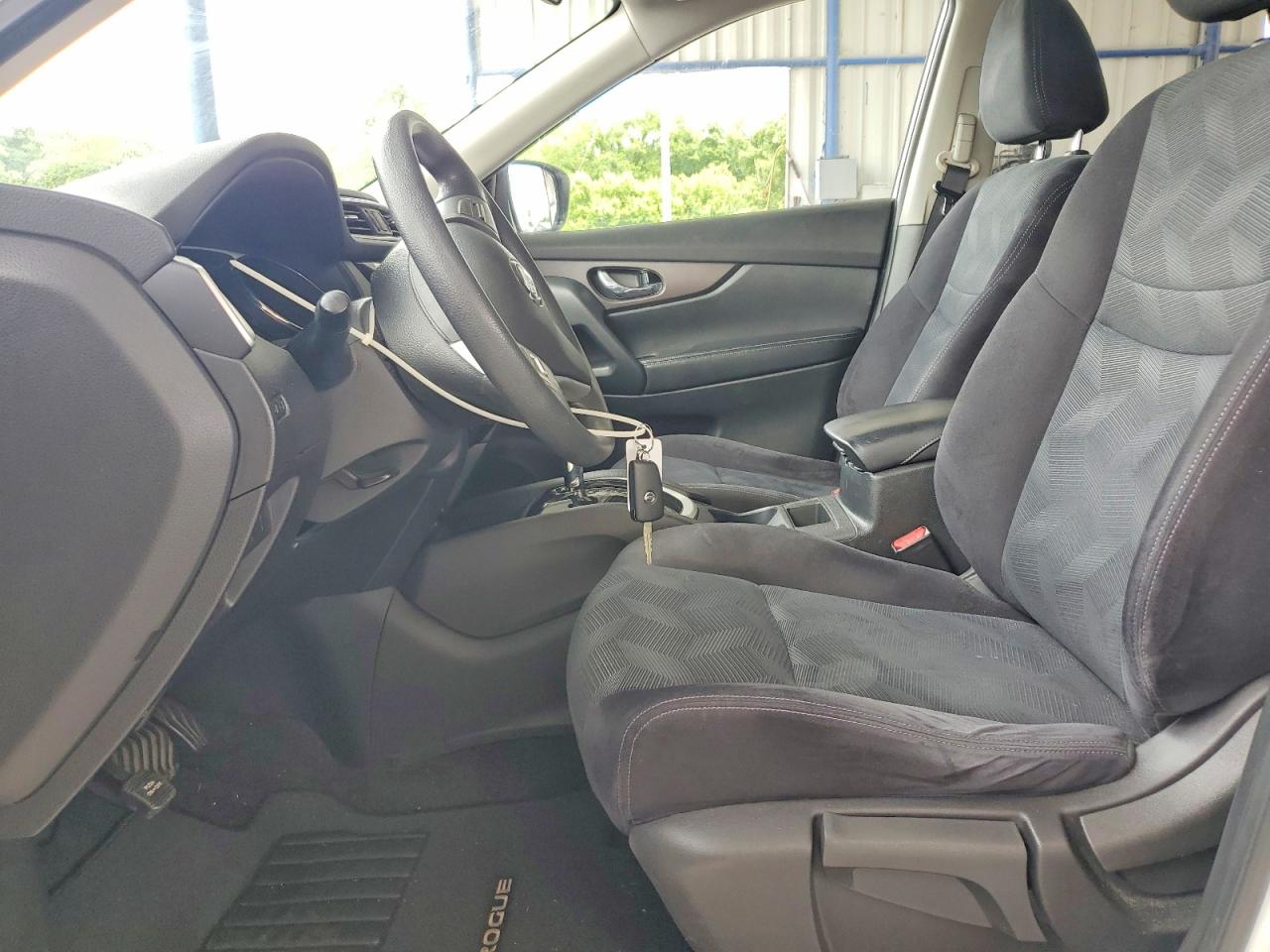 2016 Nissan Rogue S Белый vin: JN8AT2MT2GW001089