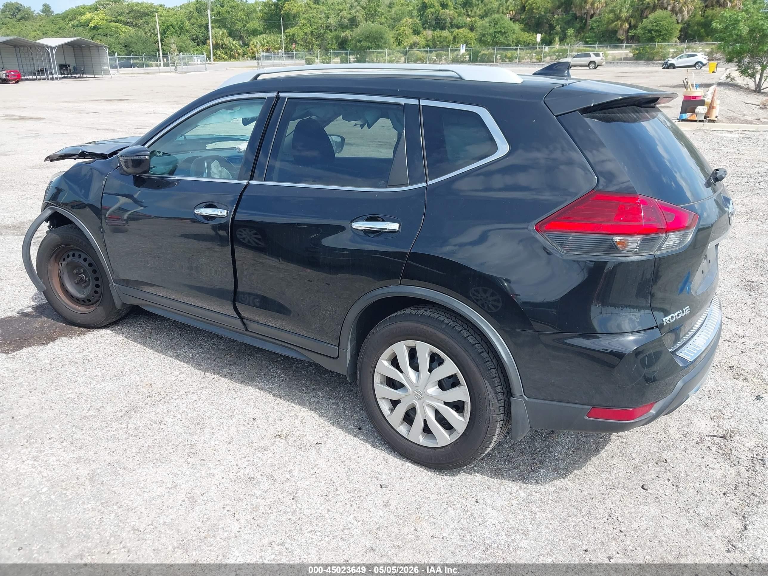 2017 Nissan Rogue S Черный vin: JN8AT2MT2HW130595