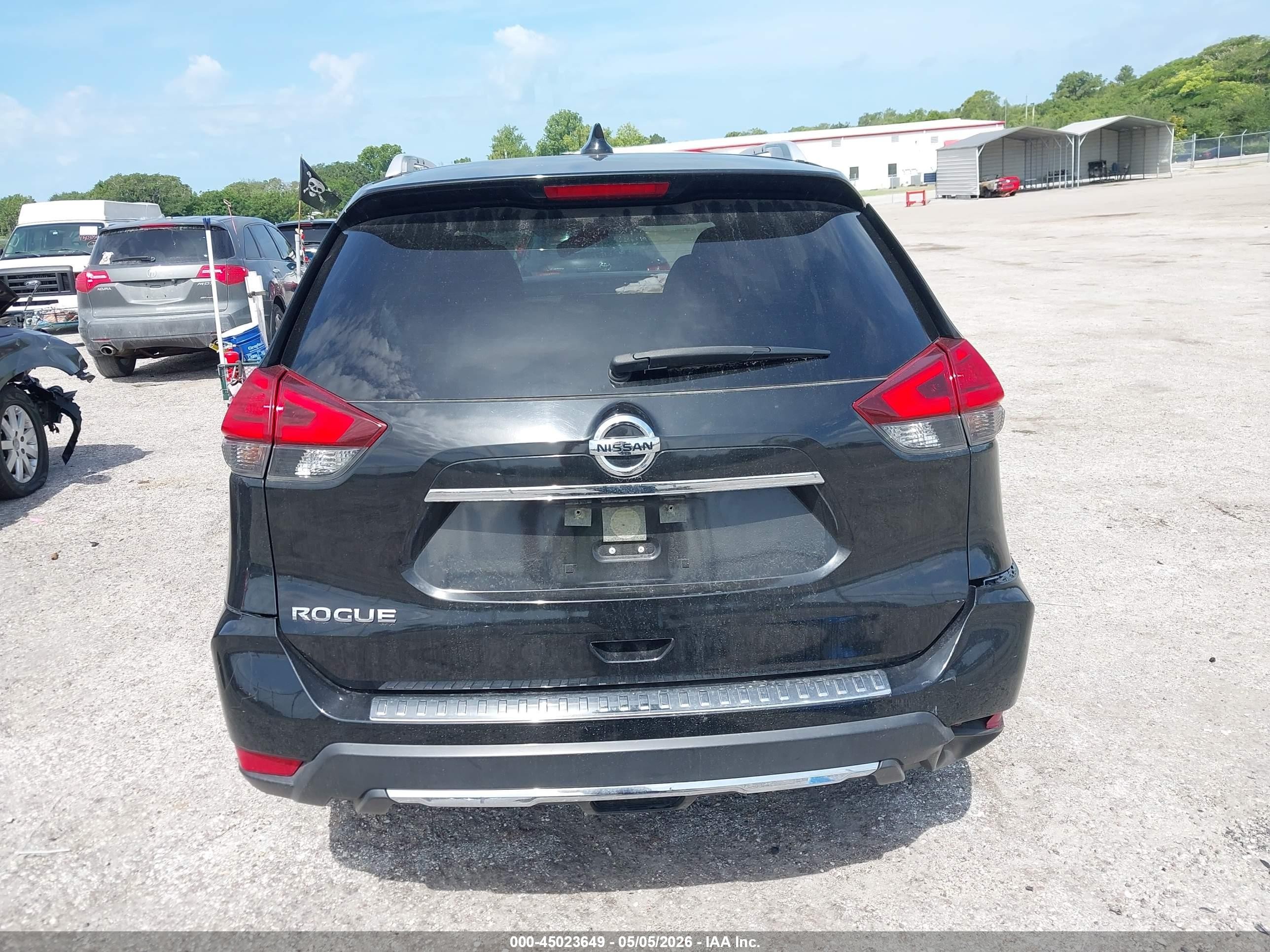 2017 Nissan Rogue S Черный vin: JN8AT2MT2HW130595