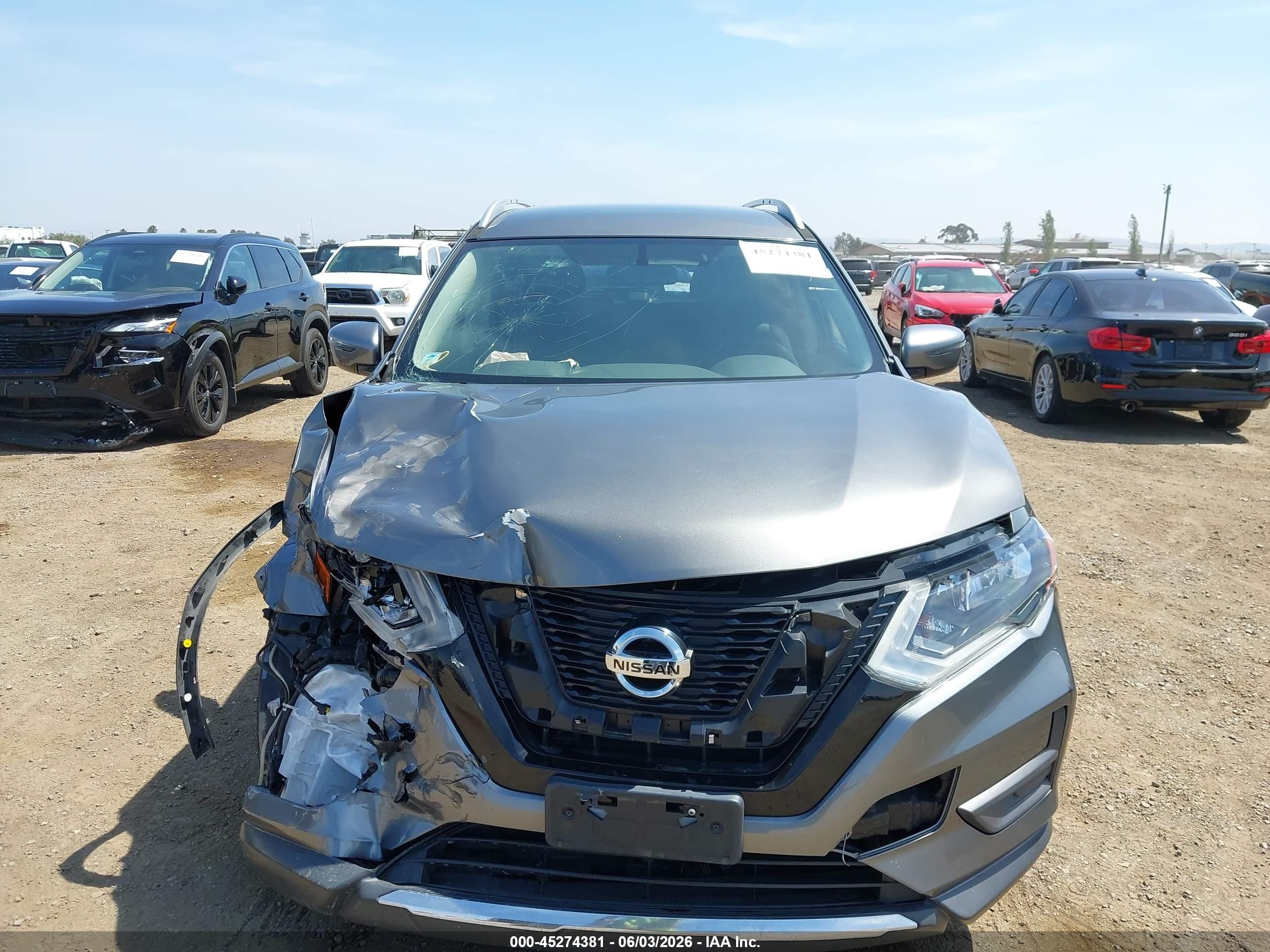 2017 Nissan Rogue Sv Gray vin: JN8AT2MT2HW387918