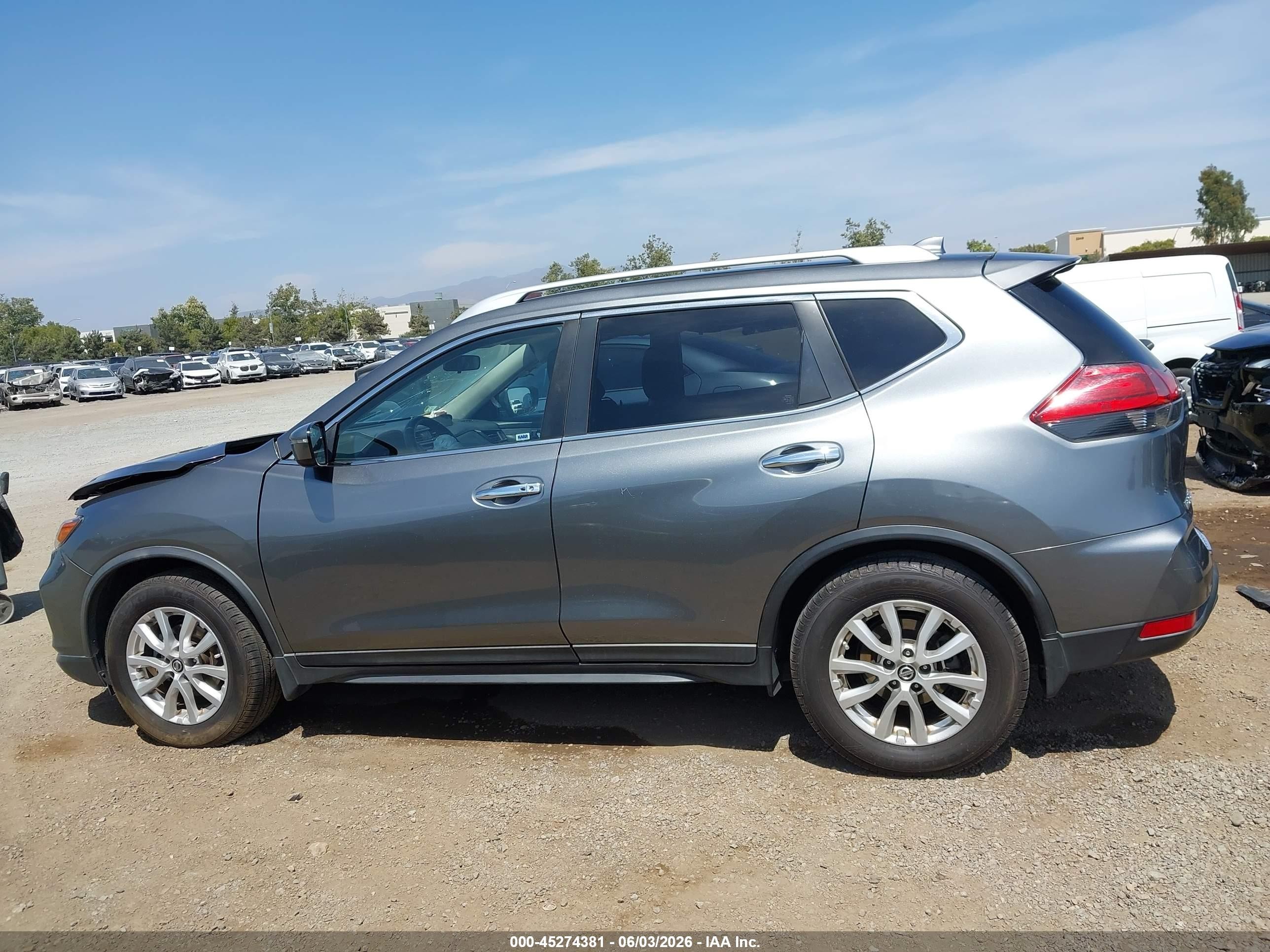 2017 Nissan Rogue Sv Gray vin: JN8AT2MT2HW387918