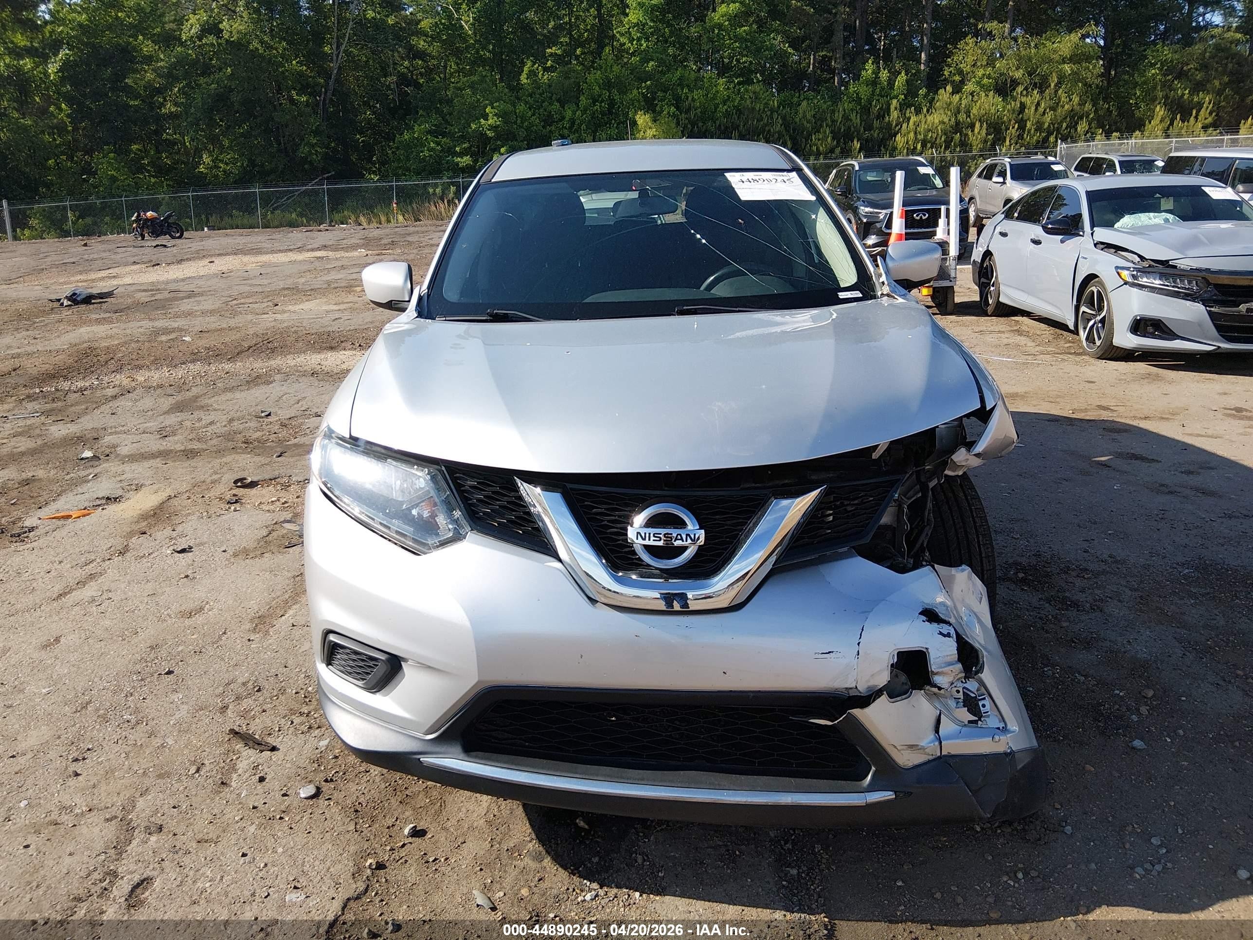 2016 Nissan Rogue S Серебряный vin: JN8AT2MT4GW021439