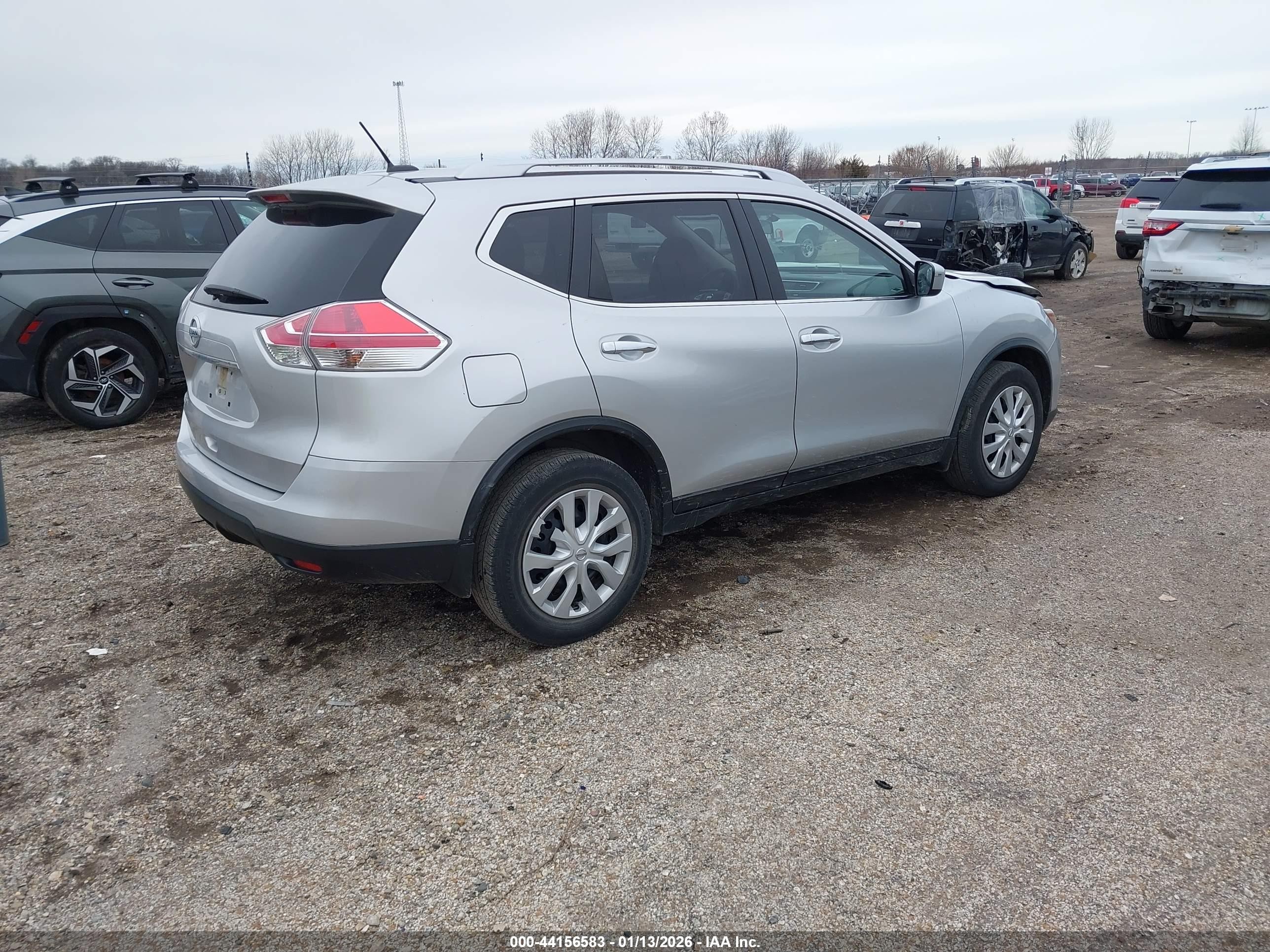 2016 Nissan Rogue S Silver vin: JN8AT2MT4GW023966