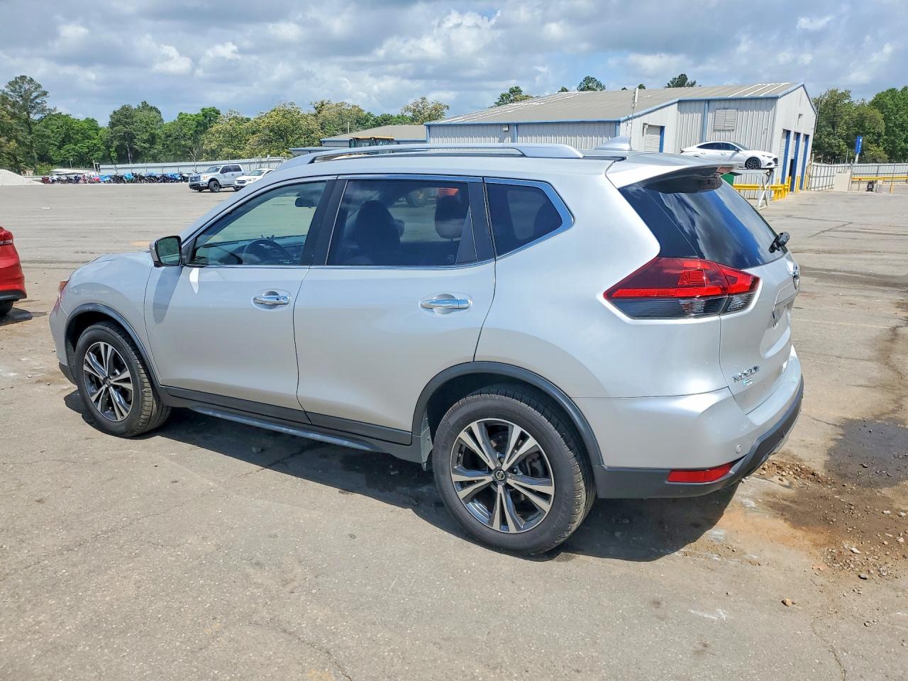 2019 Nissan Rogue Sv Silver vin: JN8AT2MT4KW262443