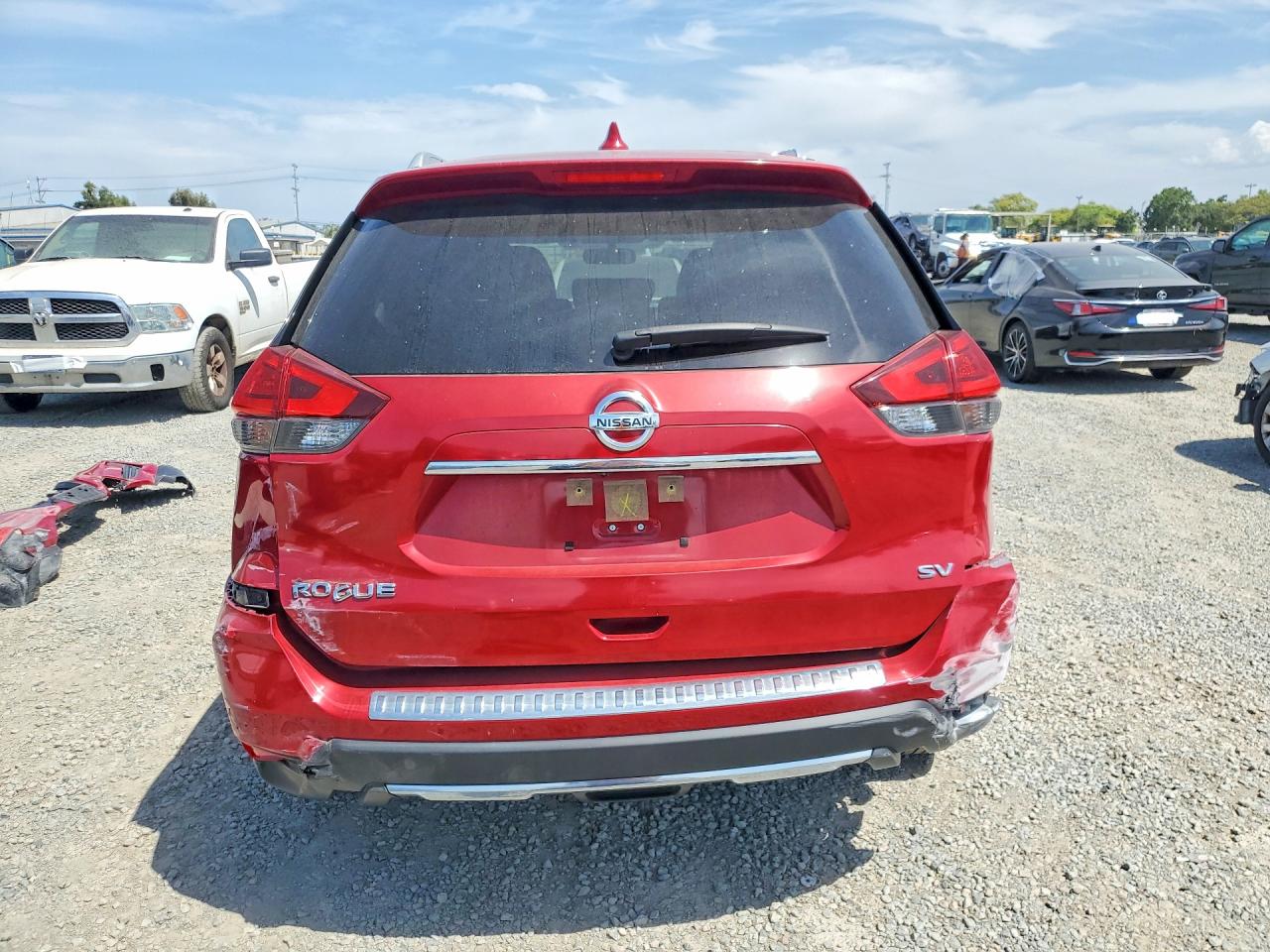 2017 Nissan Rogue Sv Red vin: JN8AT2MT5HW406722