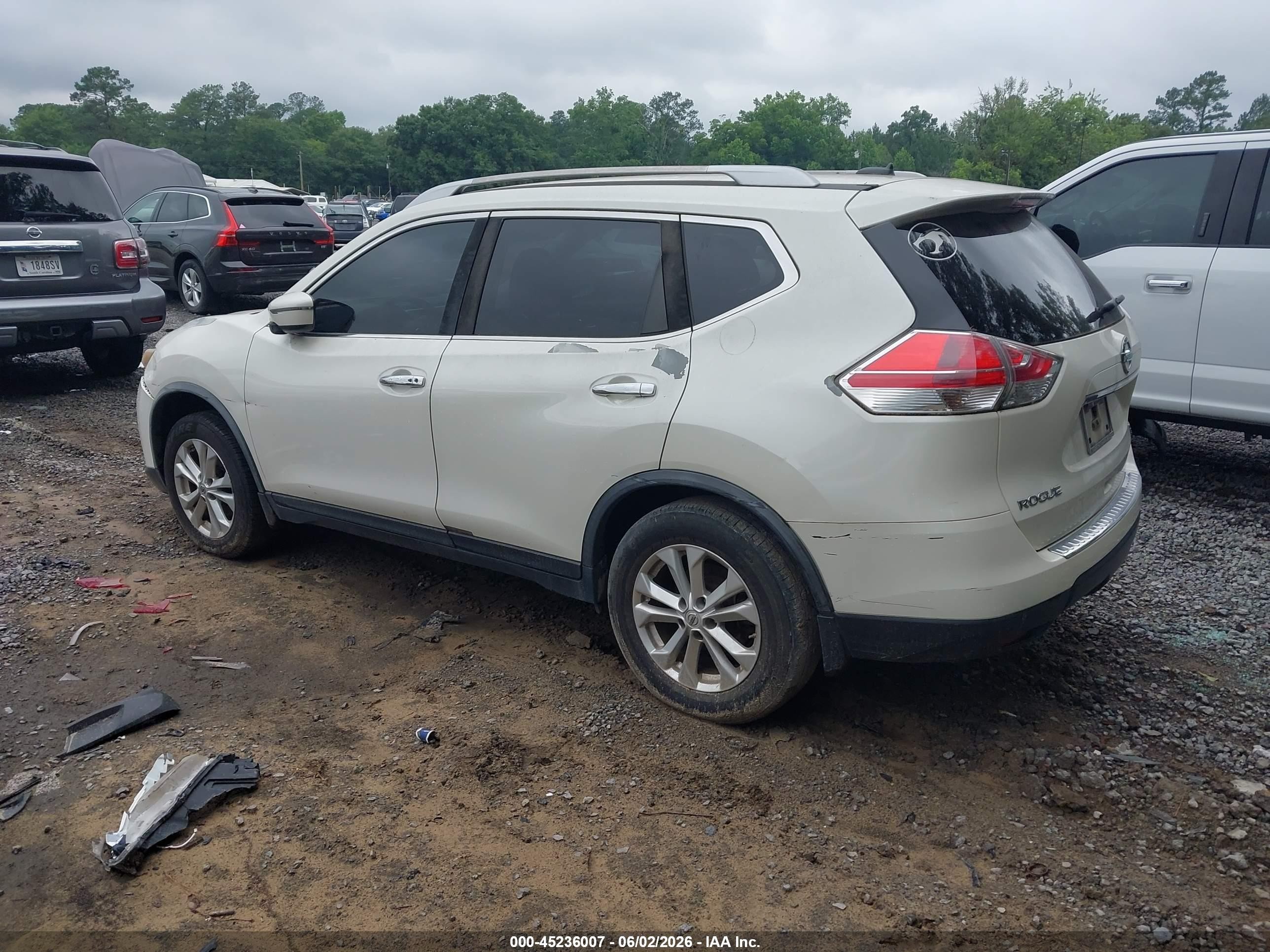 2016 Nissan Rogue Sv White vin: JN8AT2MT7GW004084