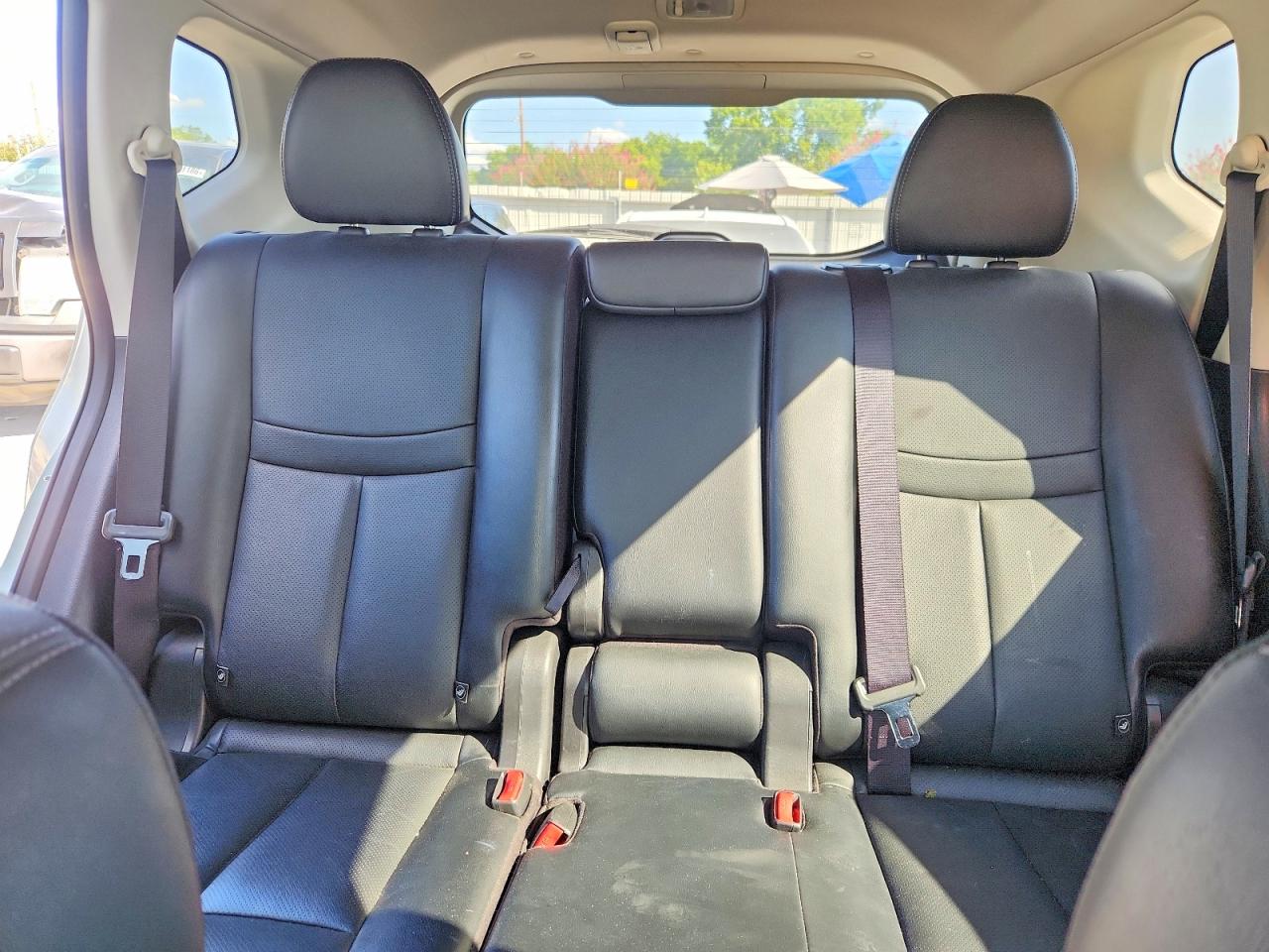 2017 Nissan Rogue Sl Белый vin: JN8AT2MT7HW398865