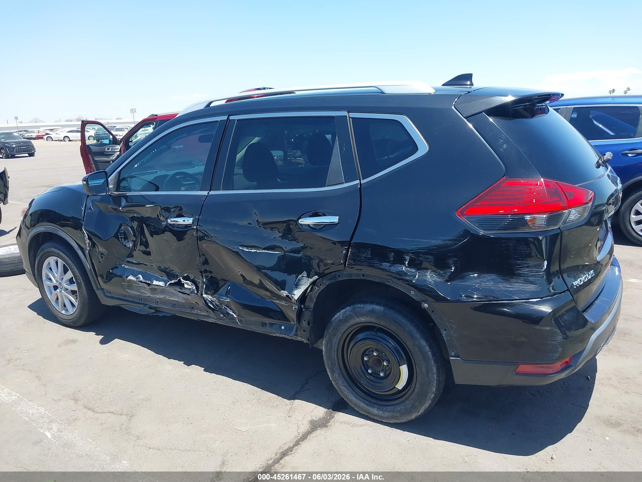 2017 Nissan Rogue Sv Black vin: JN8AT2MT8HW153296