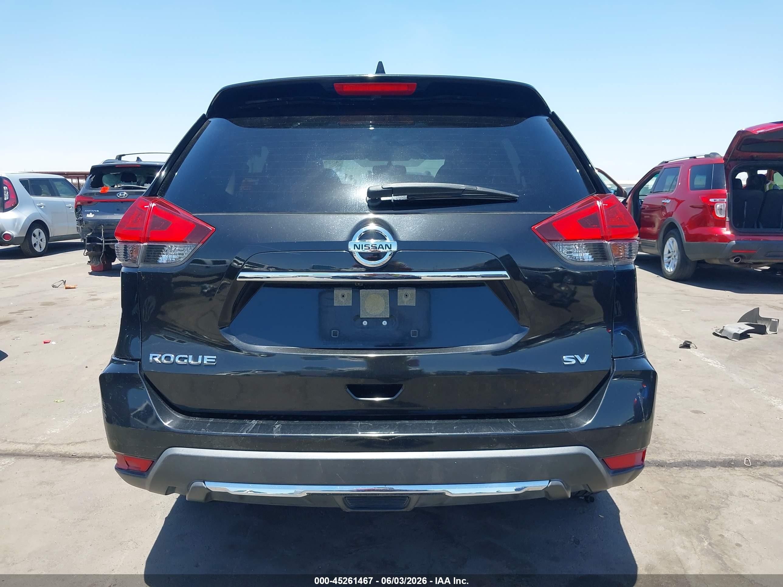 2017 Nissan Rogue Sv Black vin: JN8AT2MT8HW153296