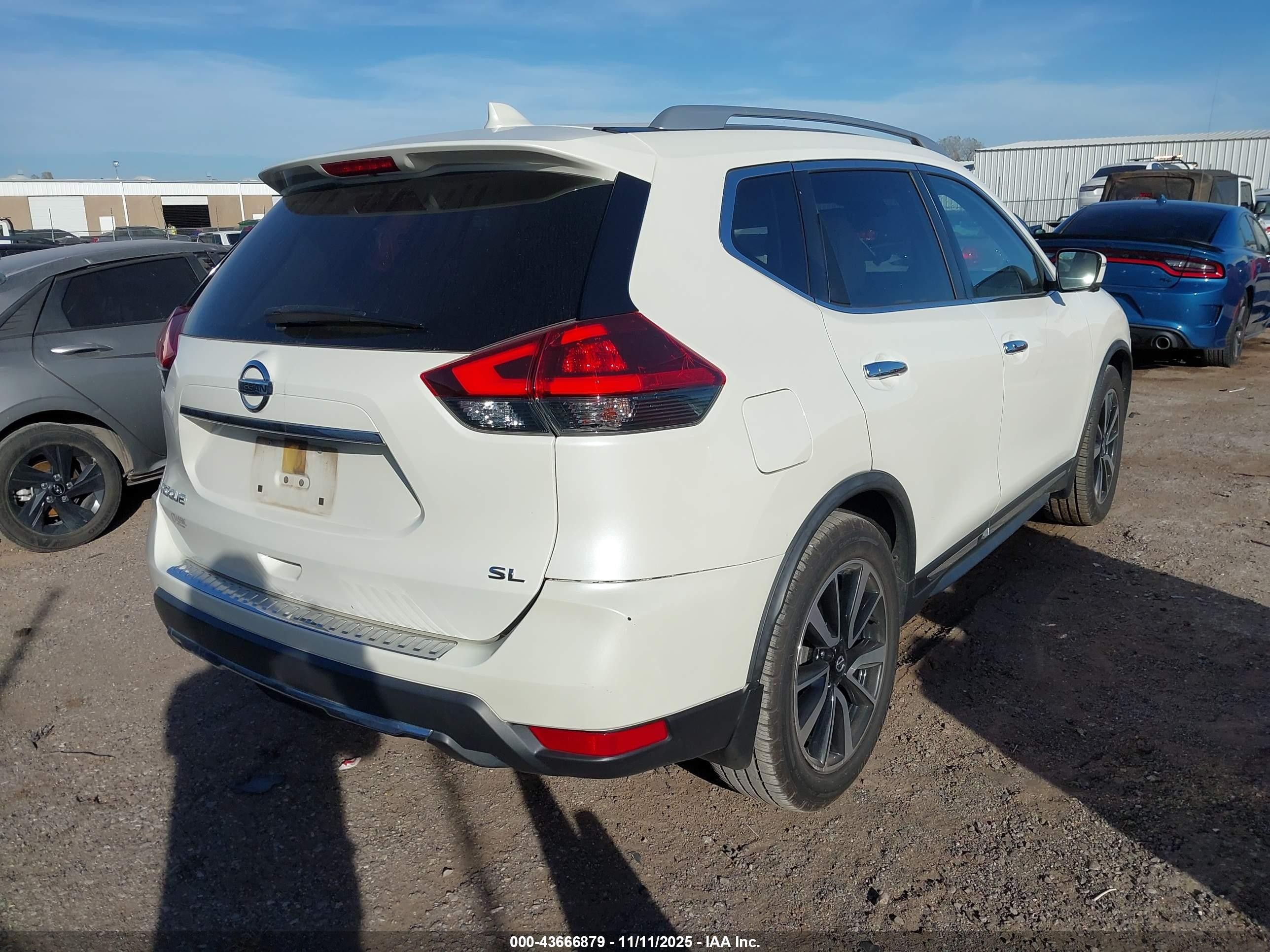 2018 Nissan Rogue Sl Белый vin: JN8AT2MT8JW468055