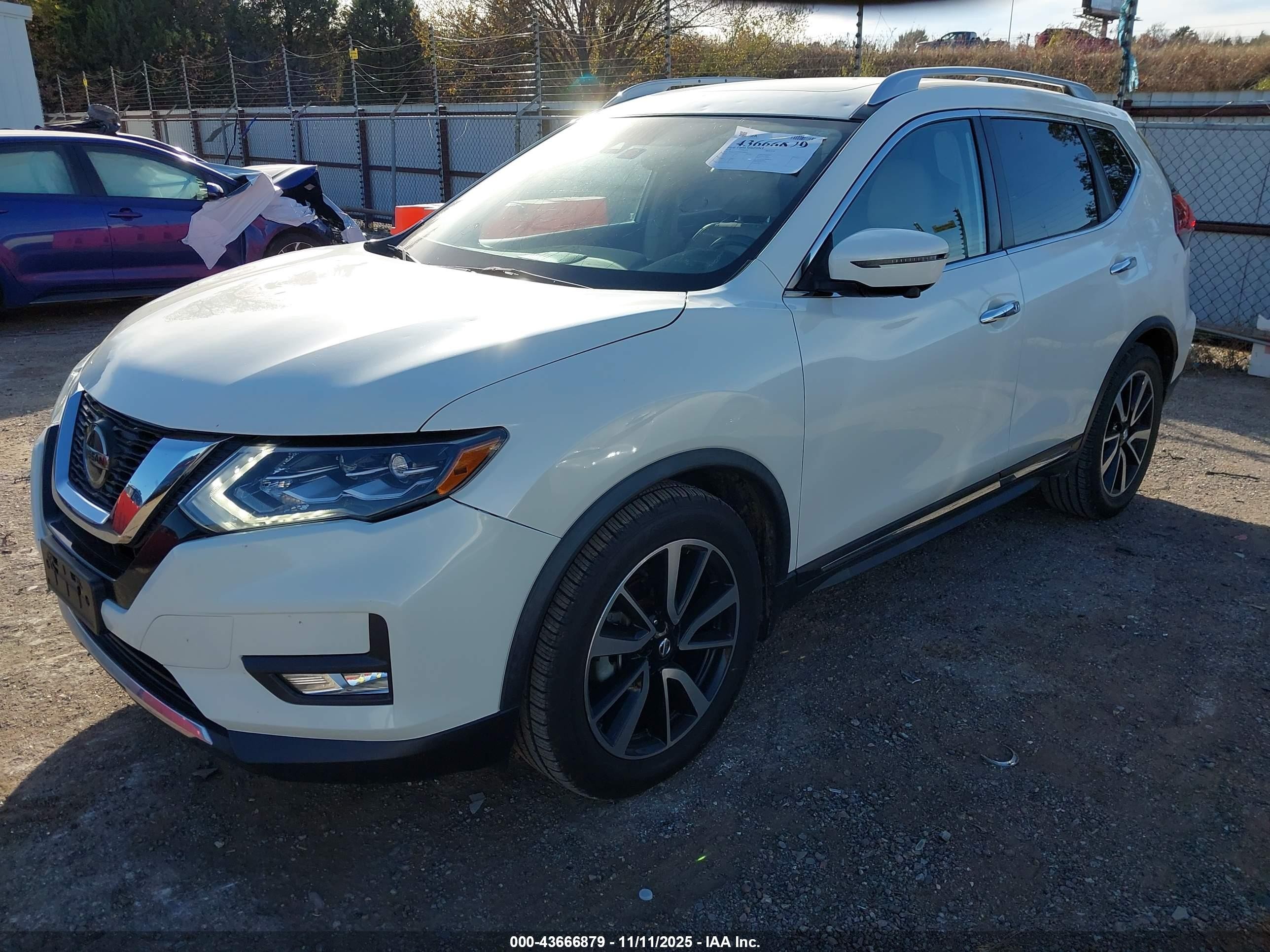 2018 Nissan Rogue Sl Белый vin: JN8AT2MT8JW468055