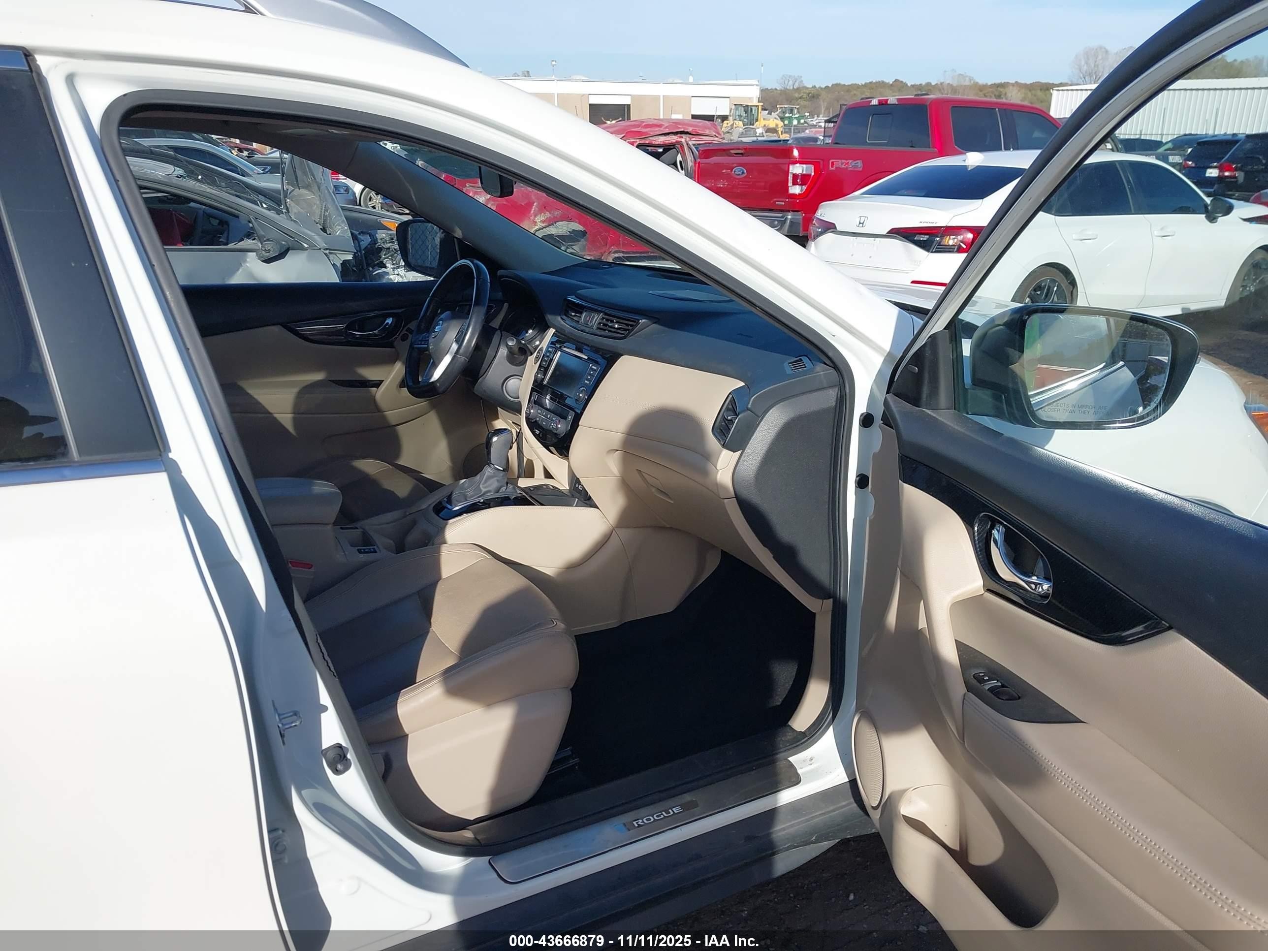2018 Nissan Rogue Sl Белый vin: JN8AT2MT8JW468055