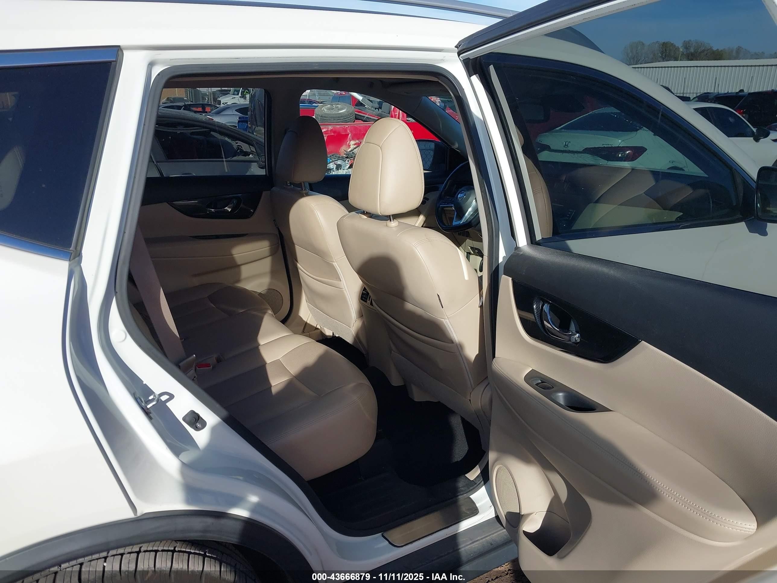 2018 Nissan Rogue Sl Белый vin: JN8AT2MT8JW468055