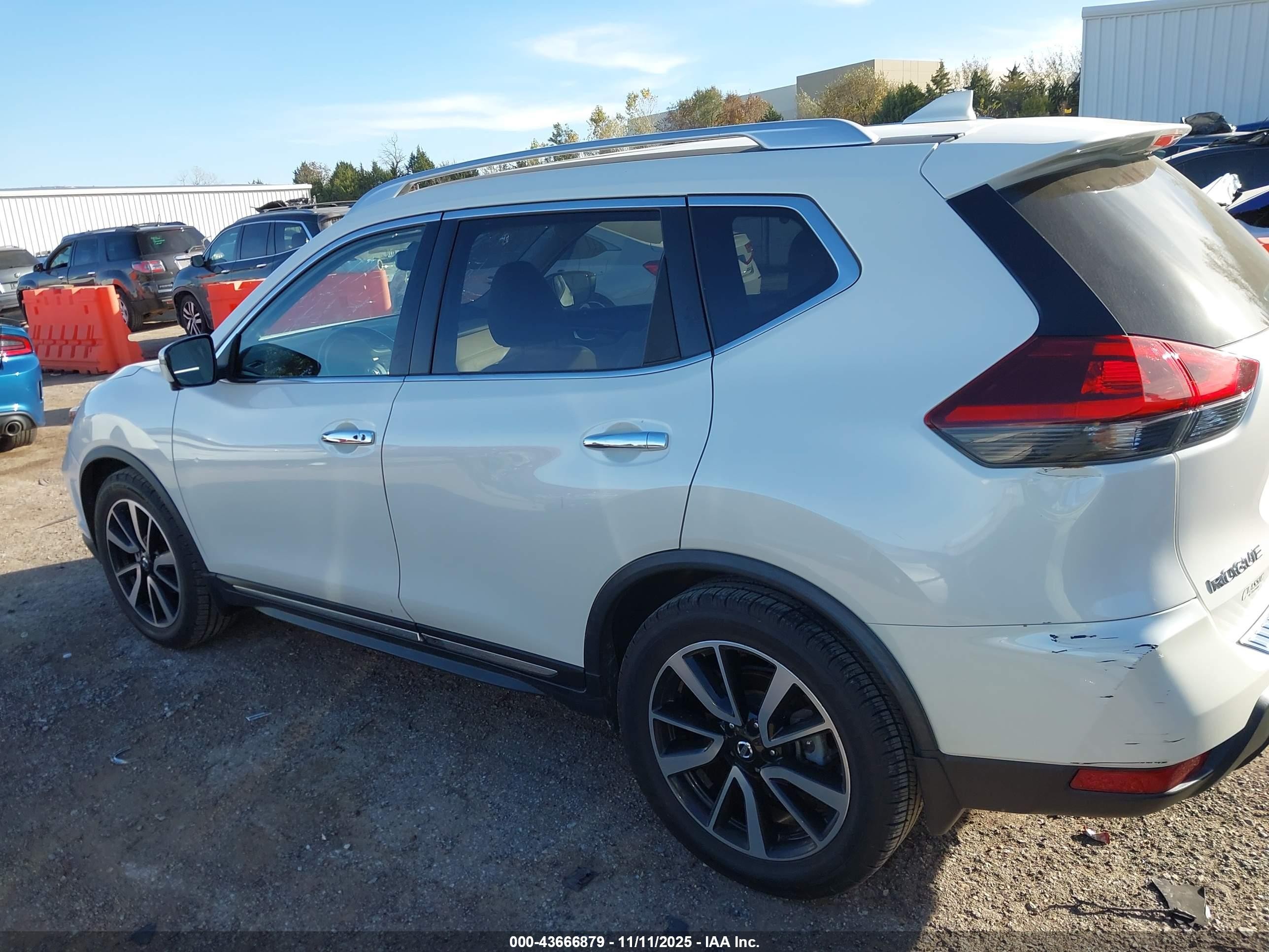 2018 Nissan Rogue Sl Белый vin: JN8AT2MT8JW468055