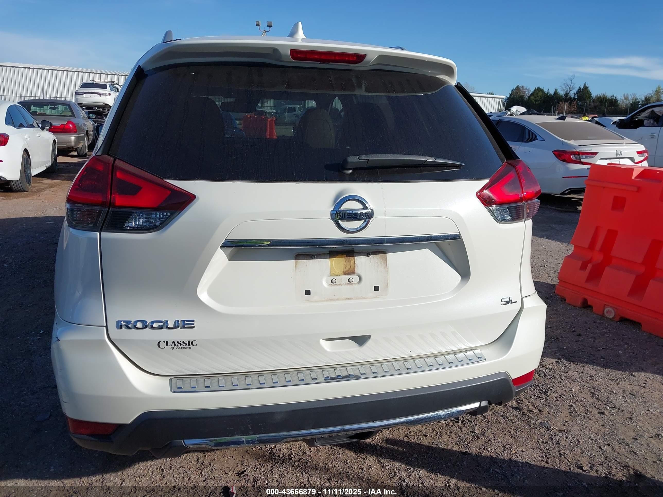 2018 Nissan Rogue Sl Белый vin: JN8AT2MT8JW468055