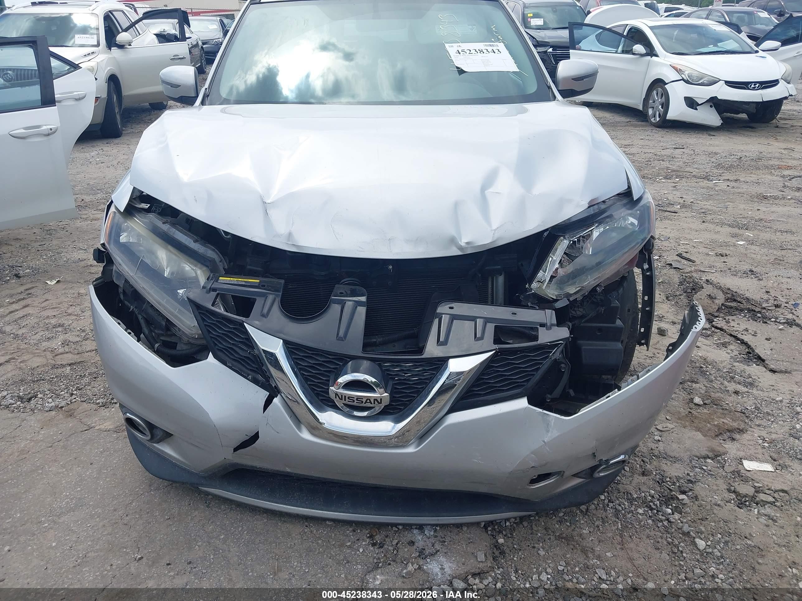 2016 Nissan Rogue Sv Серебряный vin: JN8AT2MT9GW005818
