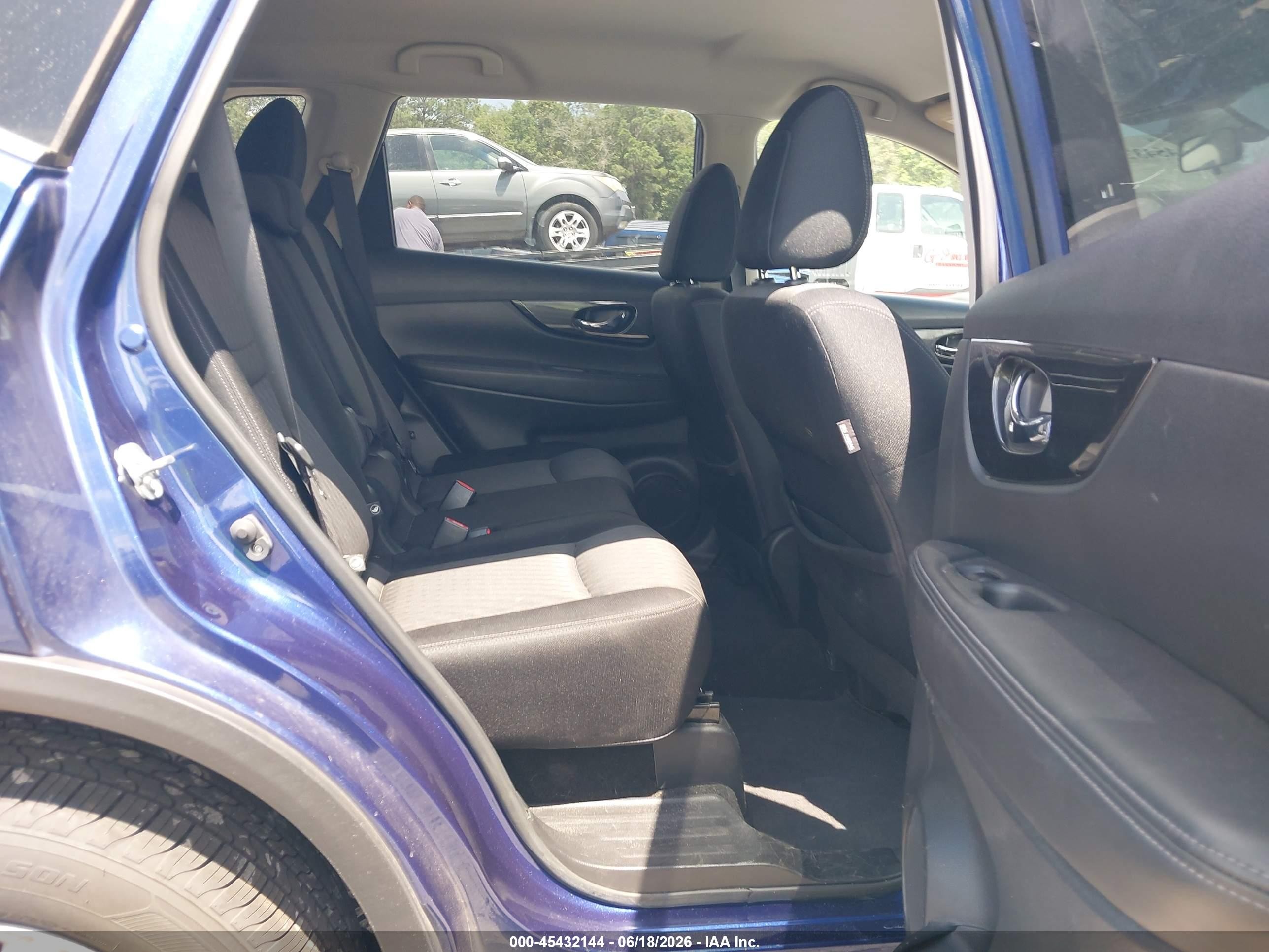 2017 Nissan Rogue Sv Синий vin: JN8AT2MTXHW135060