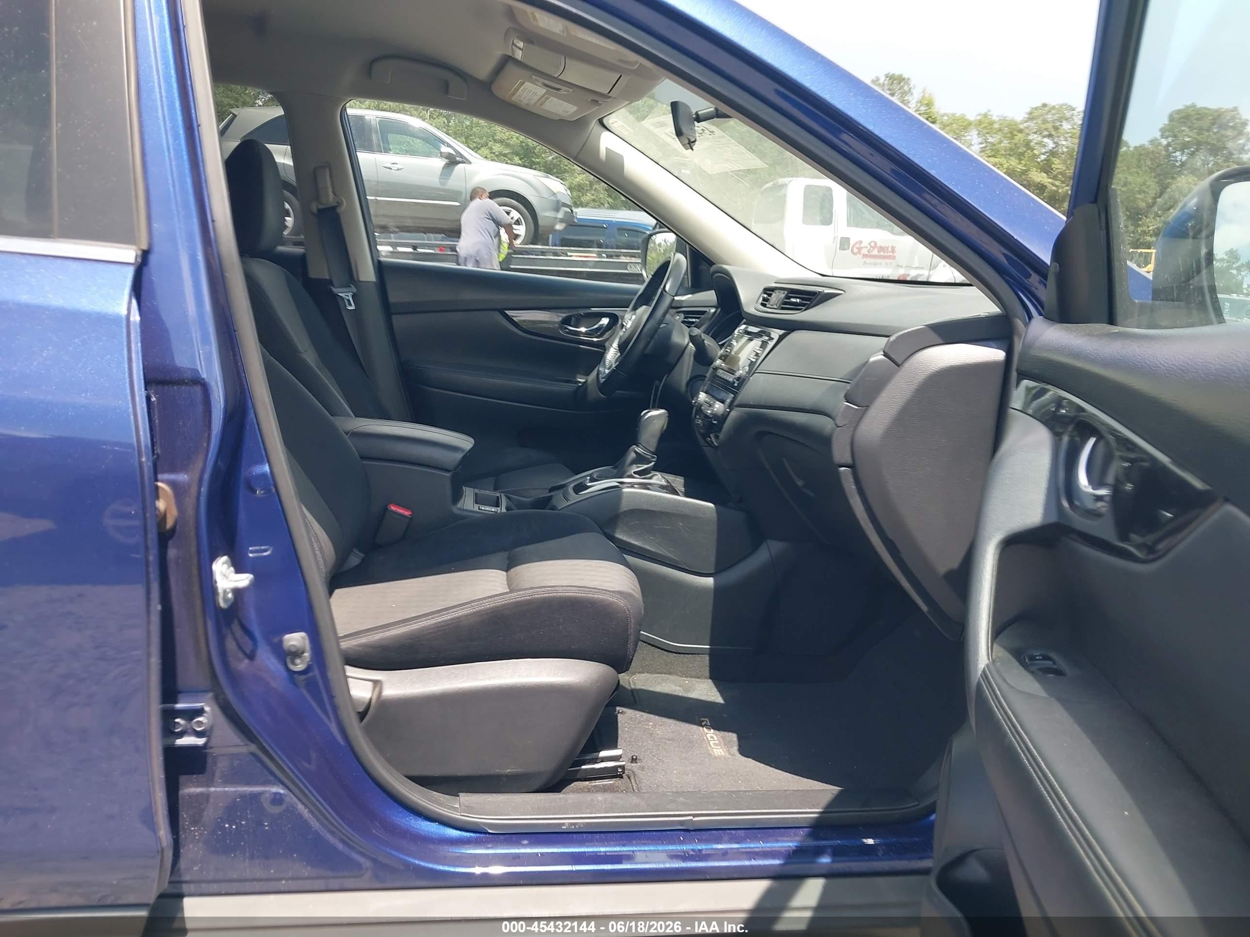 2017 Nissan Rogue Sv Синий vin: JN8AT2MTXHW135060