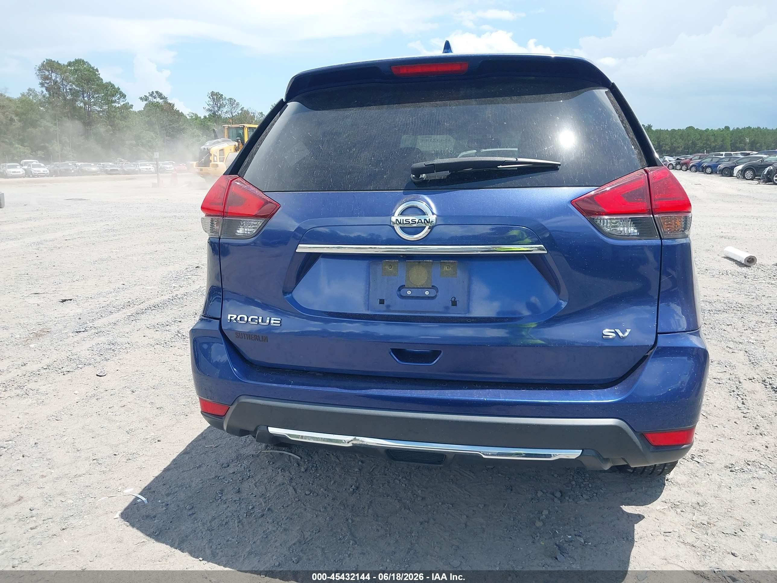2017 Nissan Rogue Sv Синий vin: JN8AT2MTXHW135060