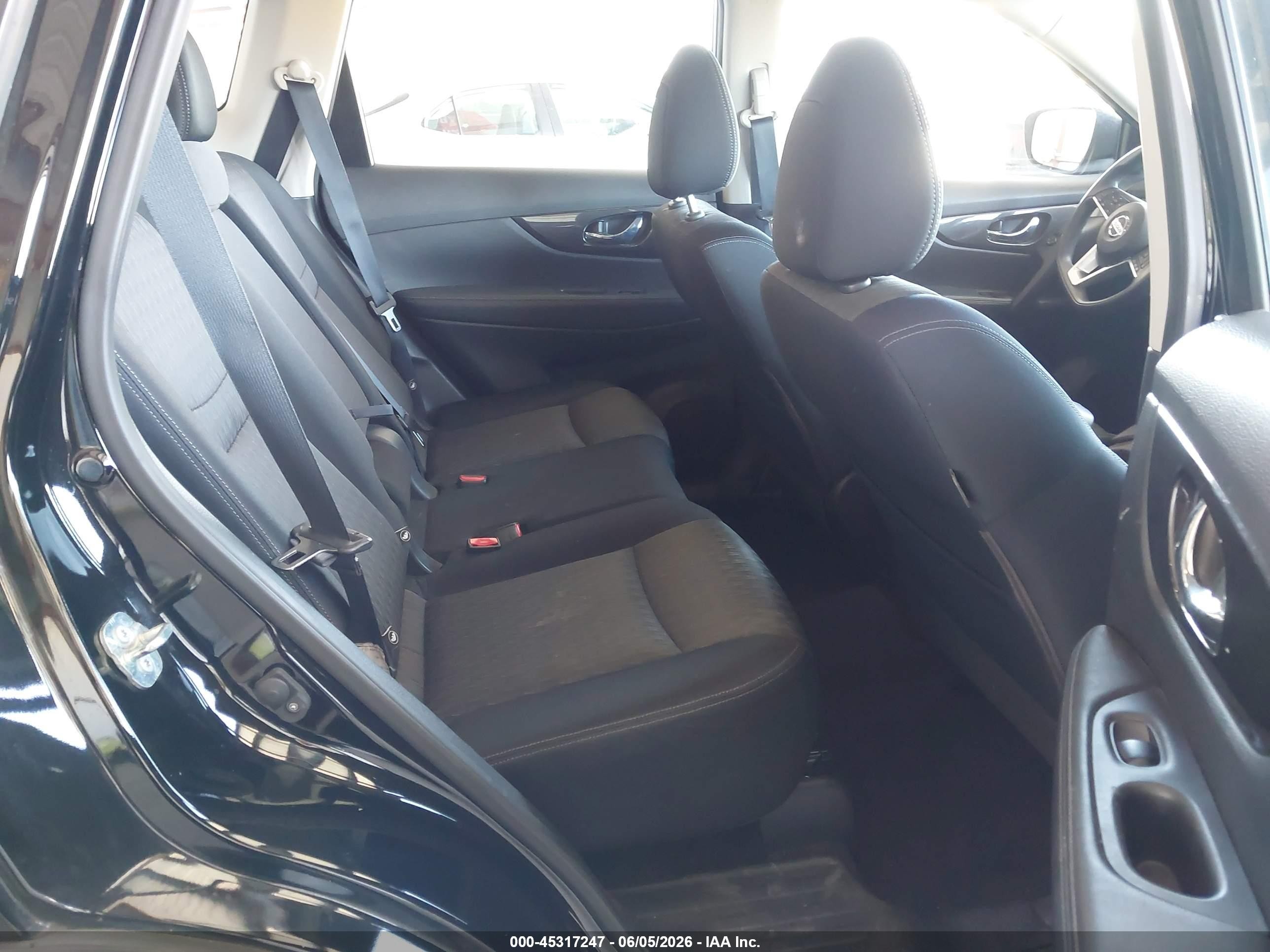 2017 Nissan Rogue S Черный vin: JN8AT2MTXHW399556
