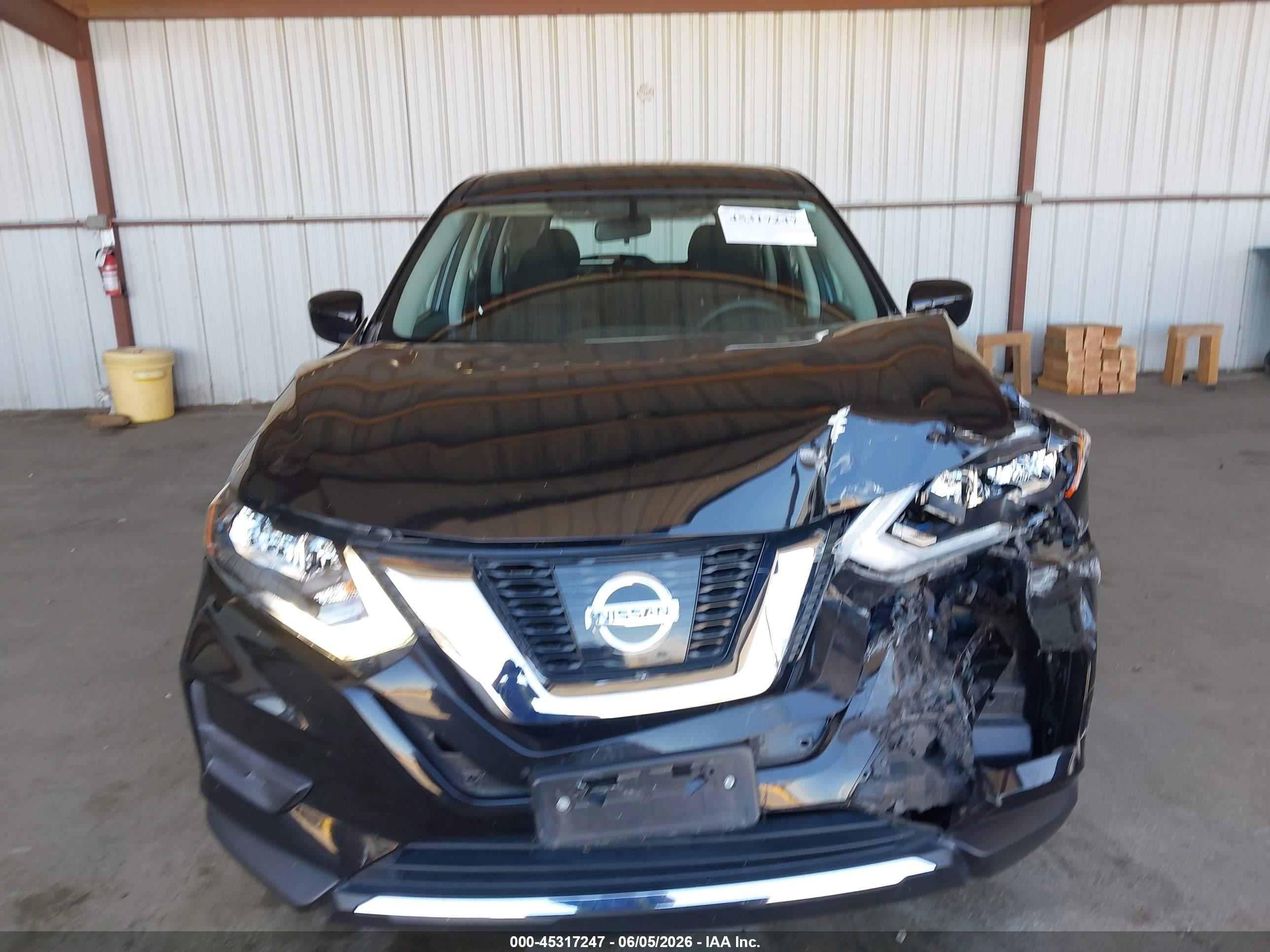 2017 Nissan Rogue S Черный vin: JN8AT2MTXHW399556