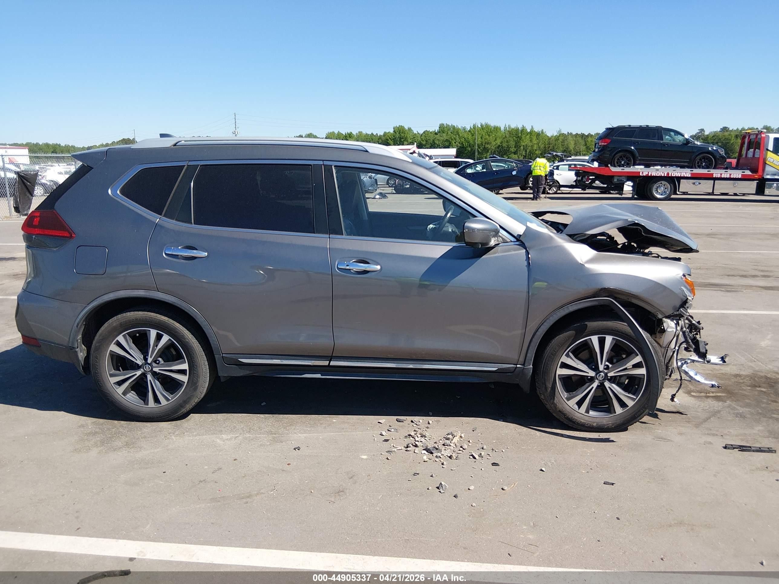 2018 Nissan Rogue Sl Серый vin: JN8AT2MTXJW461804