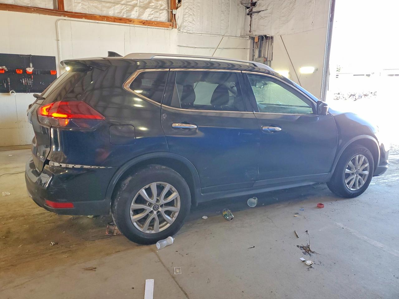 2018 Nissan Rogue Sv Black vin: JN8AT2MV0JW305174