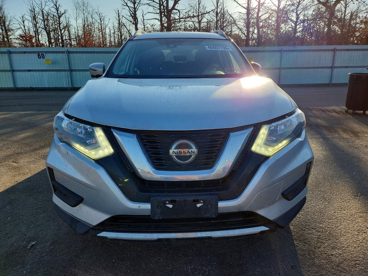 2019 Nissan Rogue Sv Silver vin: JN8AT2MV0KW377851