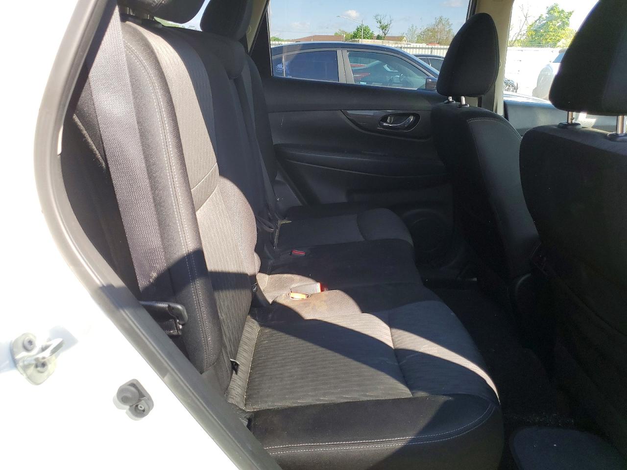 2019 Nissan Rogue Sv White vin: JN8AT2MV1KW379978
