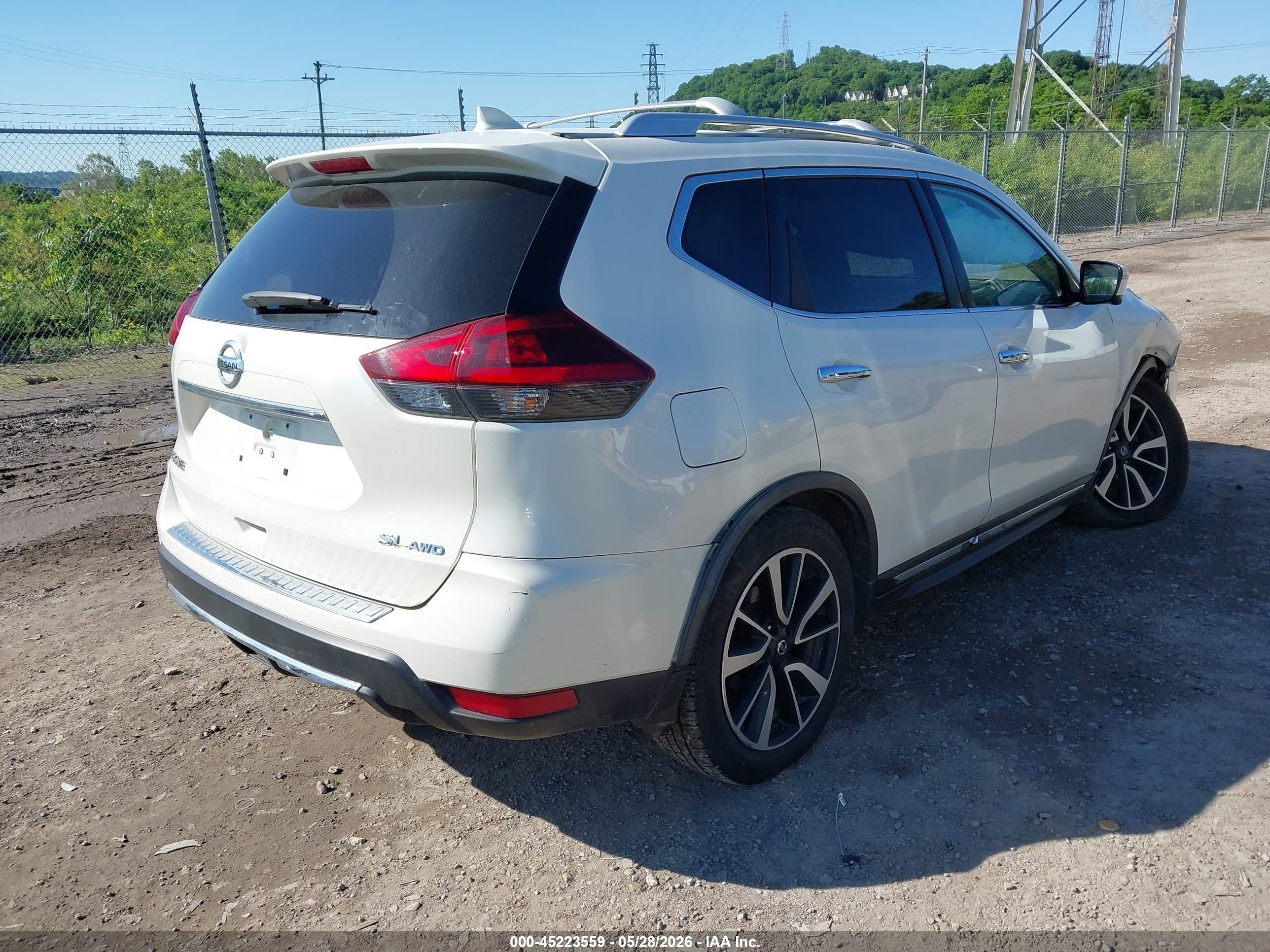 2018 Nissan Rogue Sl Белый vin: JN8AT2MV2JW329122