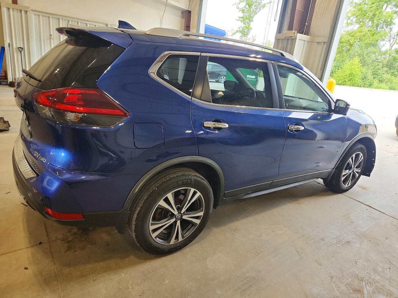 2019 Nissan Rogue Sv Blue vin: JN8AT2MV2KW399706