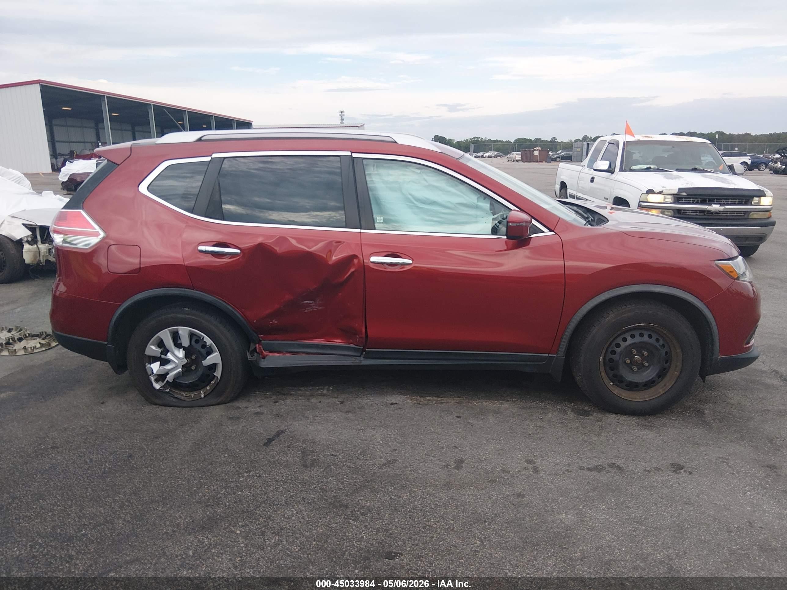 2016 Nissan Rogue S Красный vin: JN8AT2MV3GW137068