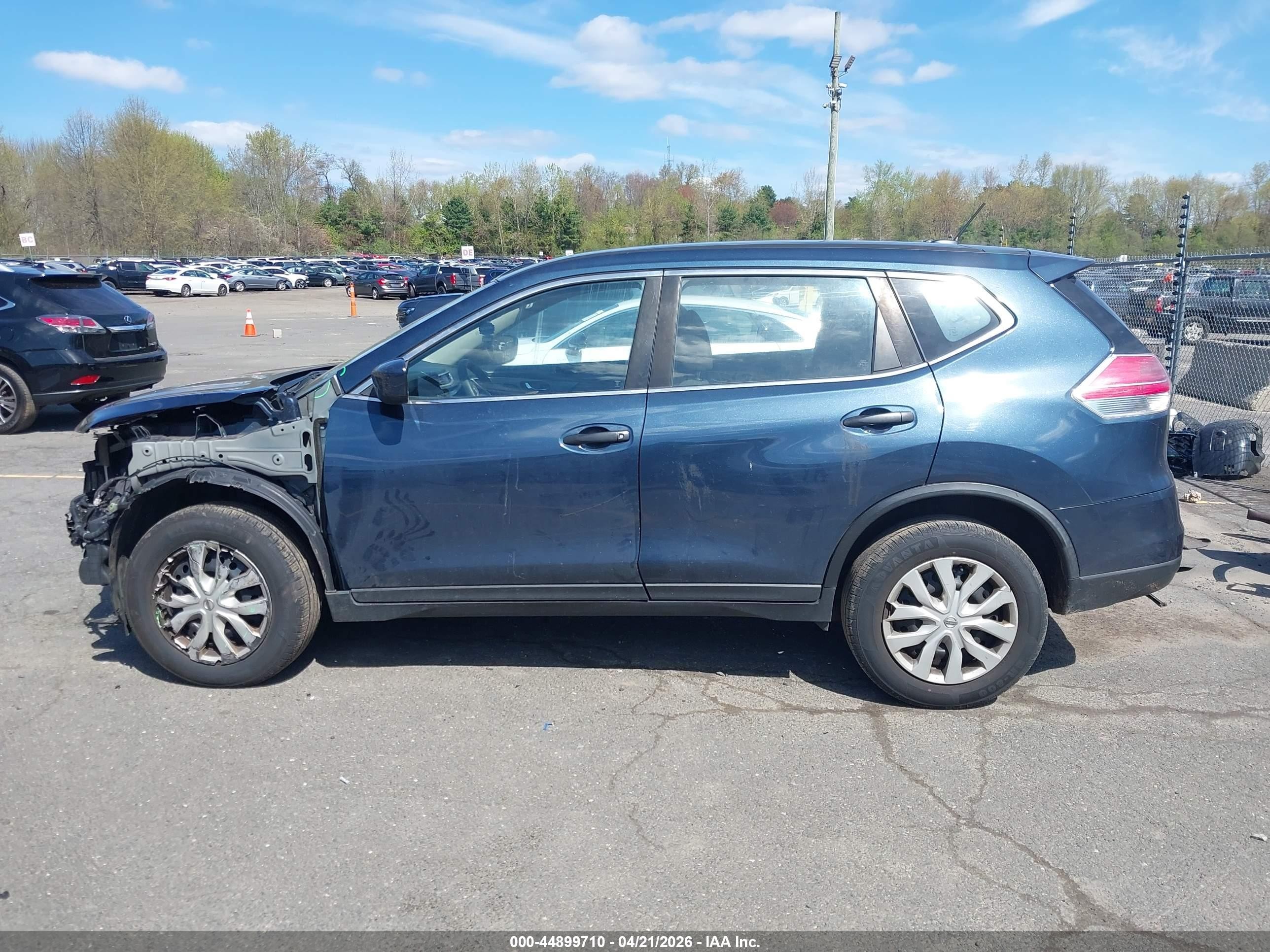 2016 Nissan Rogue S Синий vin: JN8AT2MV3GW154405