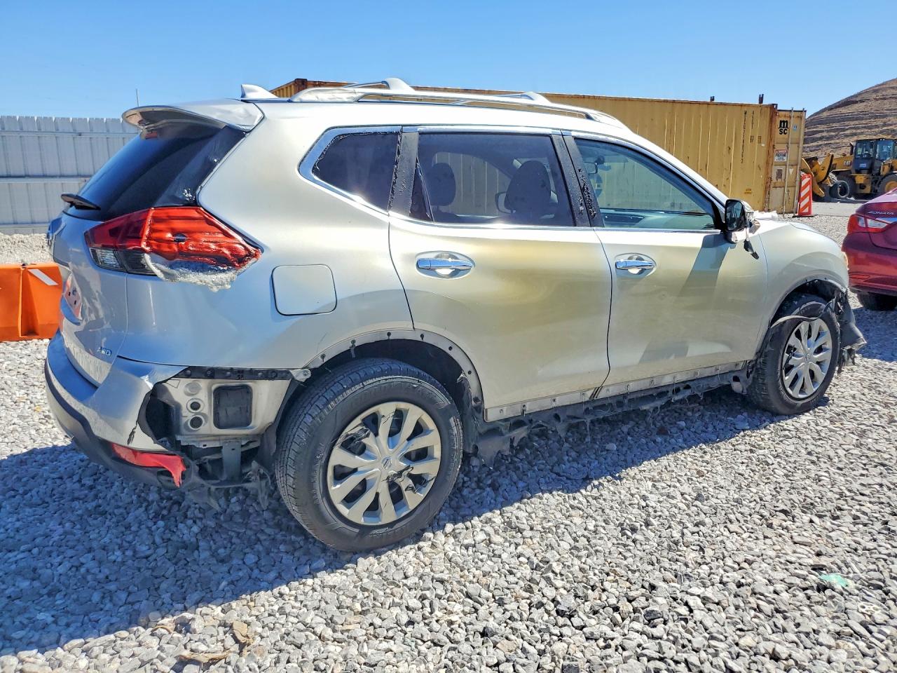 2017 Nissan Rogue S Silver vin: JN8AT2MV3HW260256